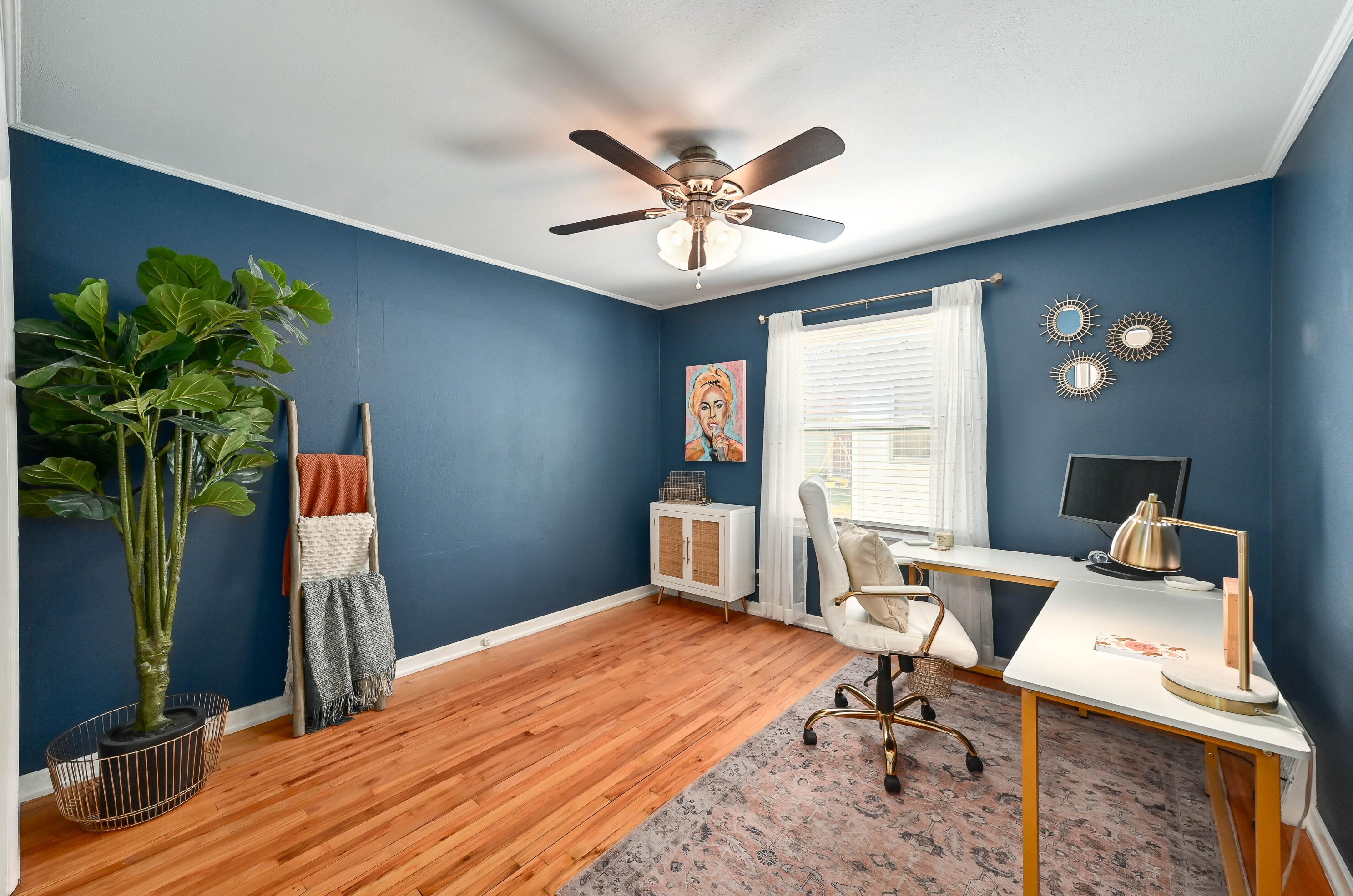 8205 Honey Creek Pkwy, Milwaukee WI  53214-1466 exterior