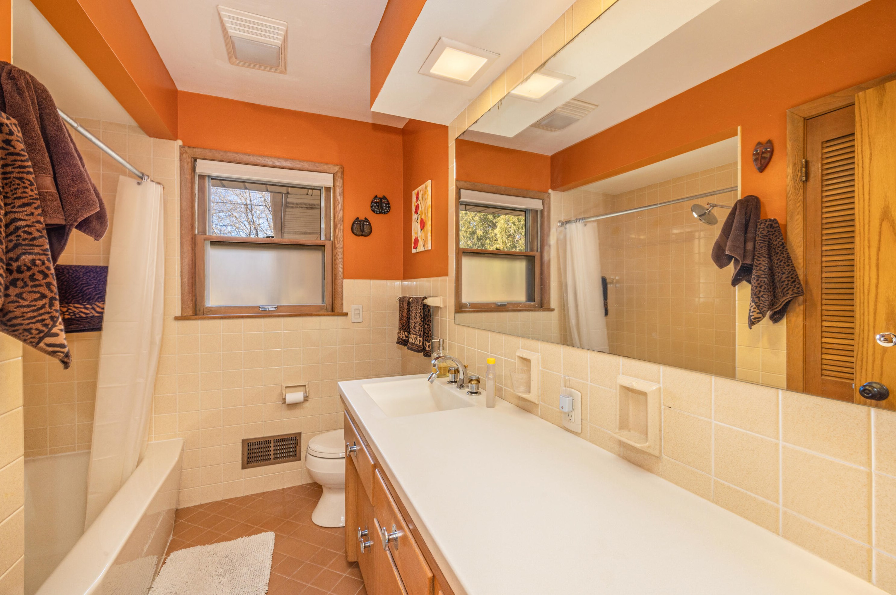 4606 109, Milwaukee WI 53225-4406 exterior