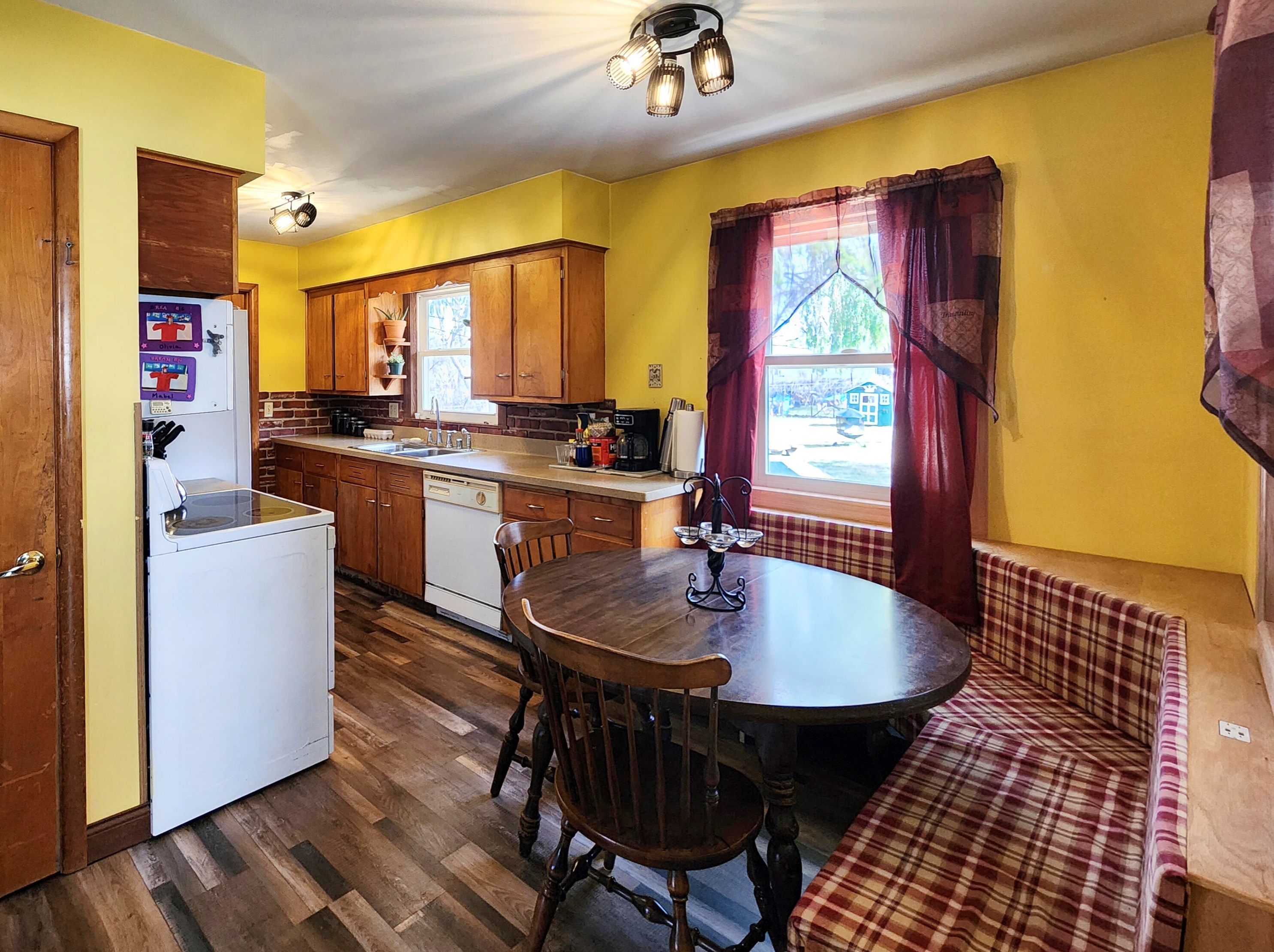 1121 Grant St, Fort Atkinson, WI 53538
