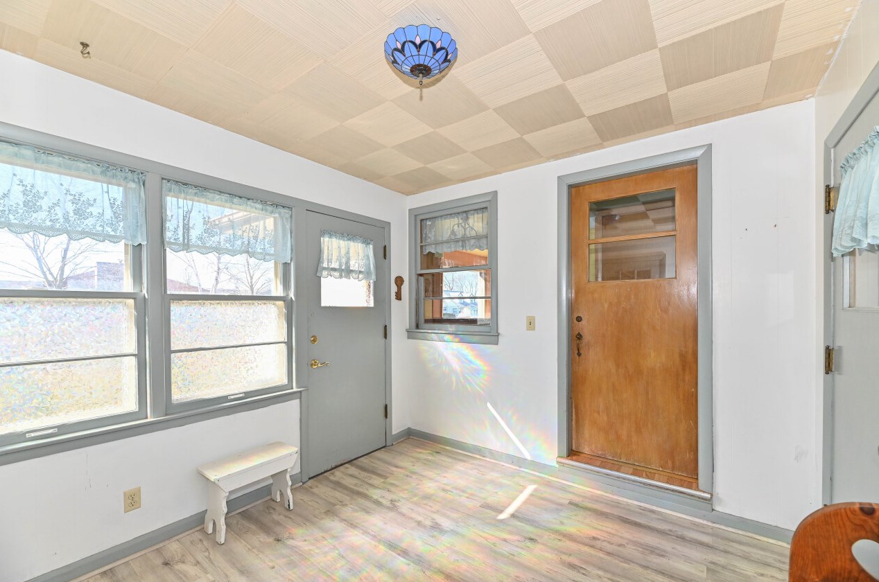 1320 Sherman Ave, South Milwaukee, WI 53172