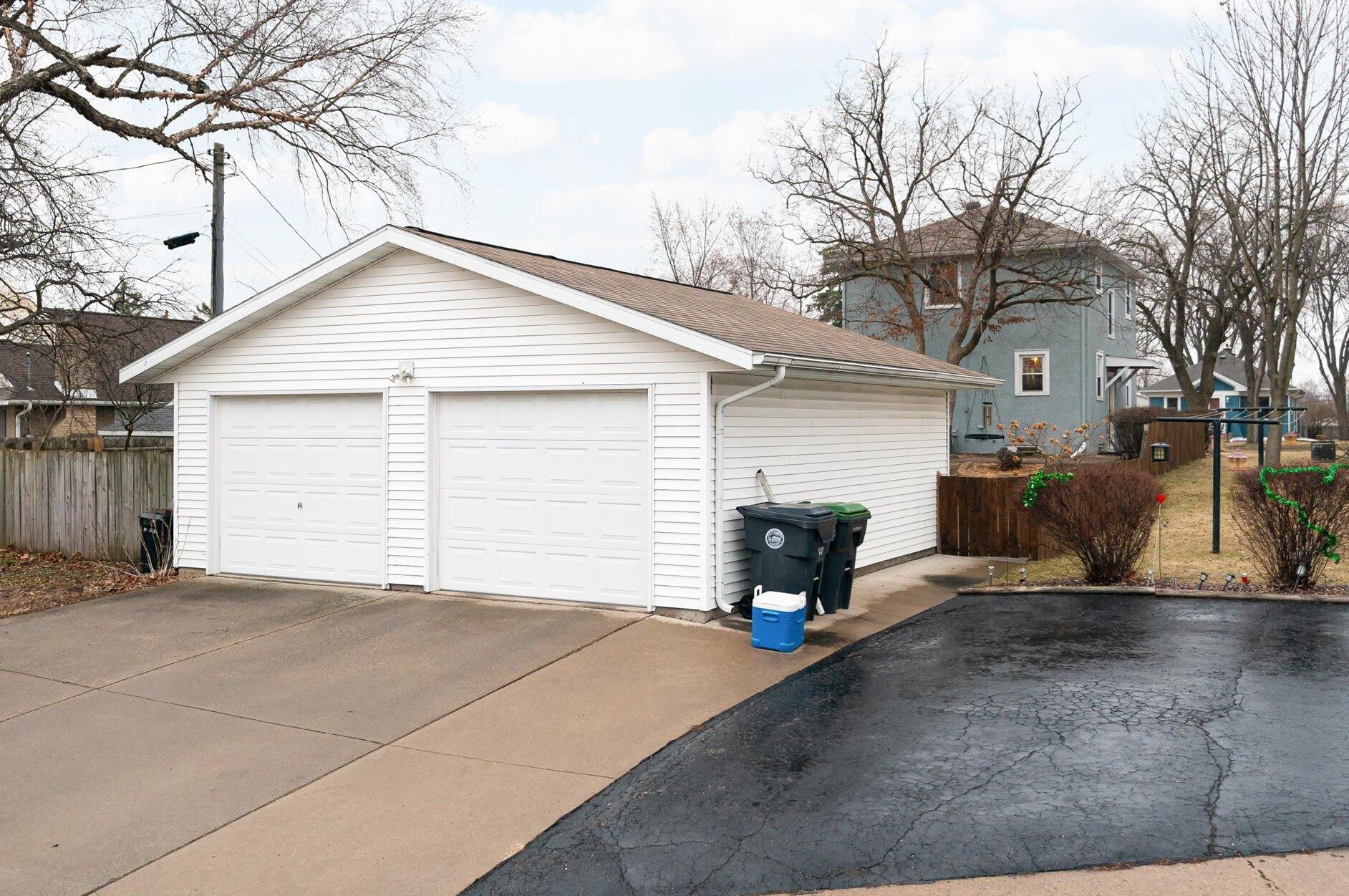 2153 Farnam St, La Crosse WI  54601-5972 exterior