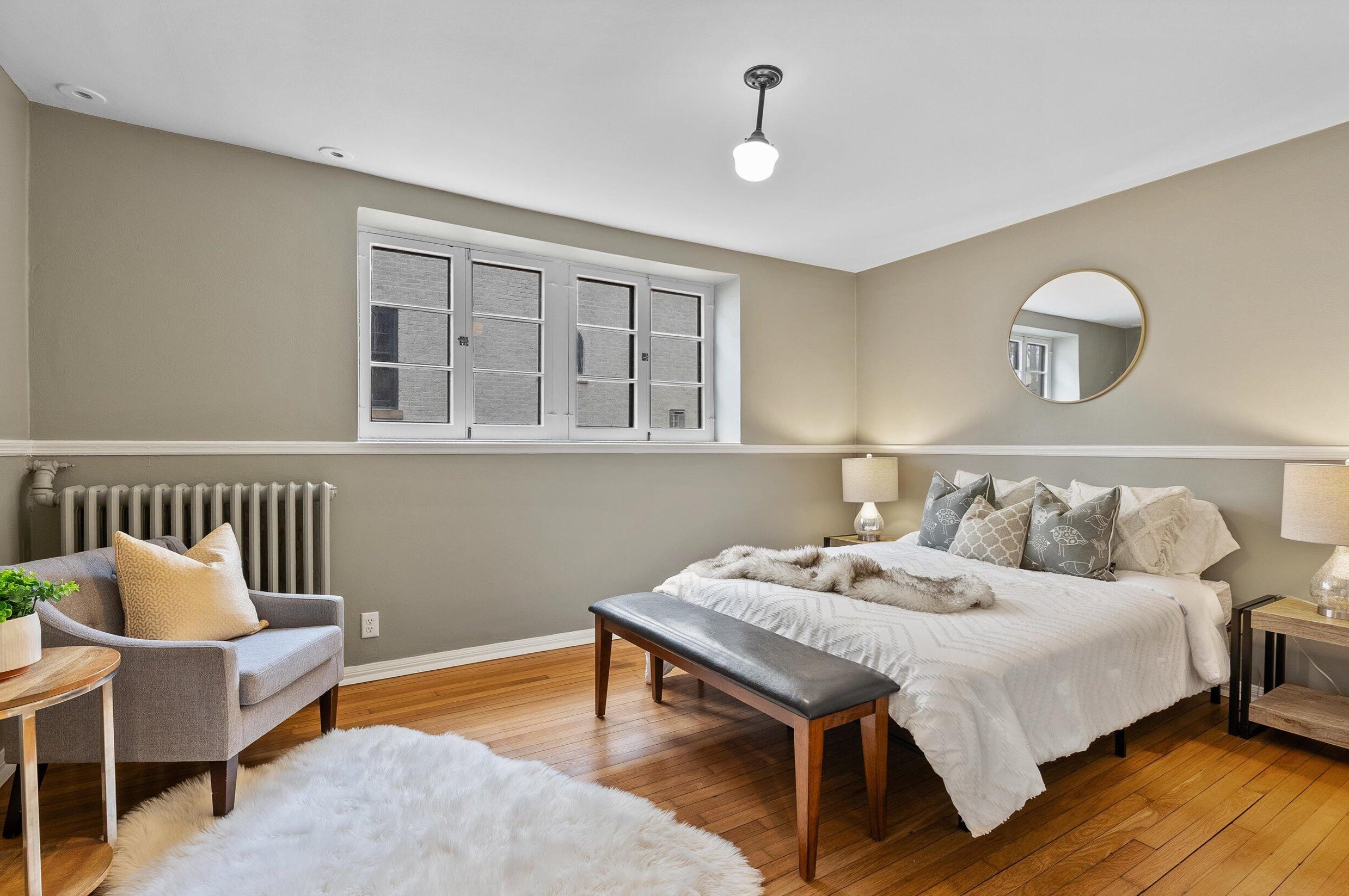 4524 Cramer St, Milwaukee WI 53211-1201 exterior