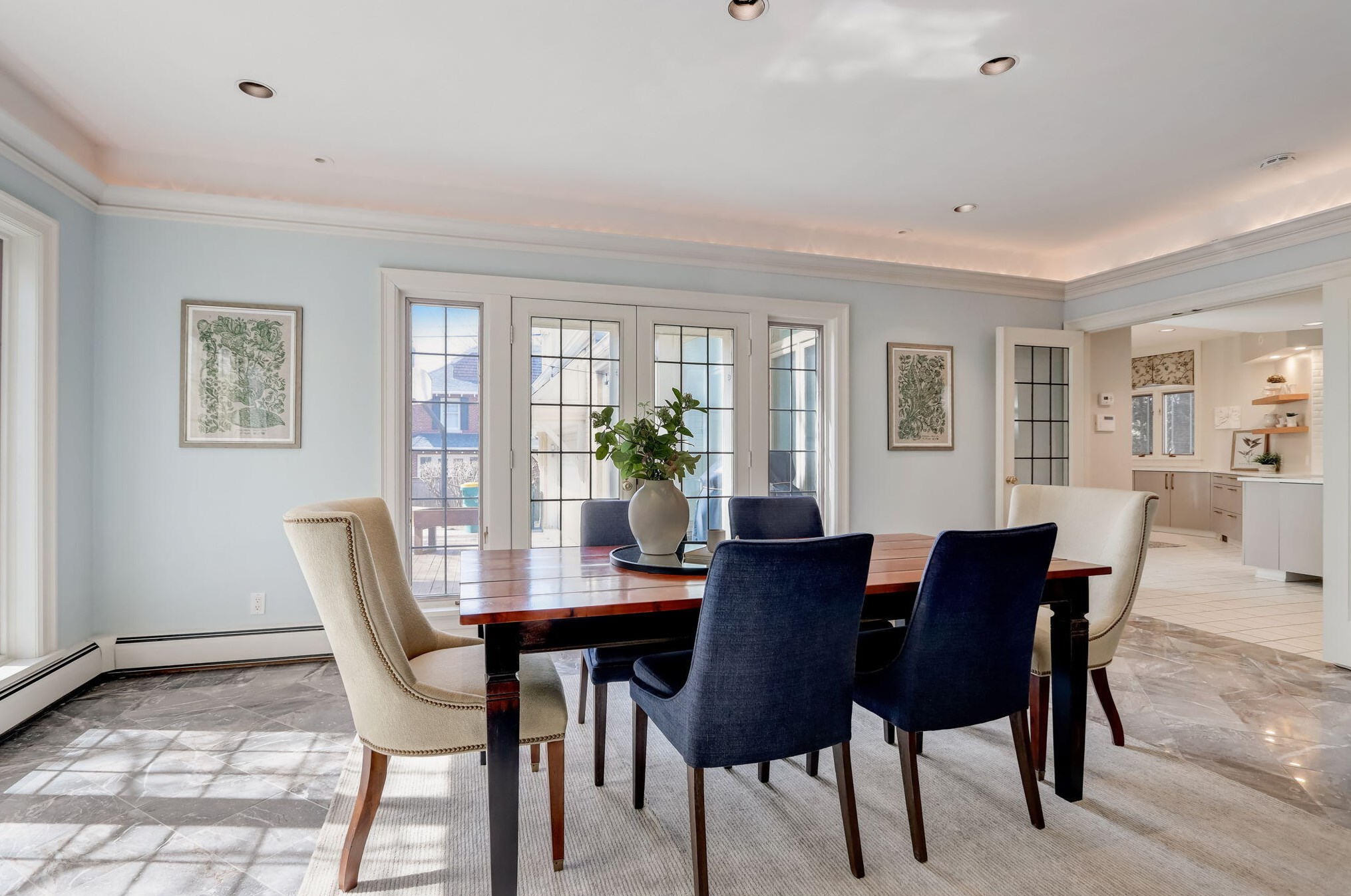 3515 Smt Ave, Milwaukee WI 53211-3441 exterior