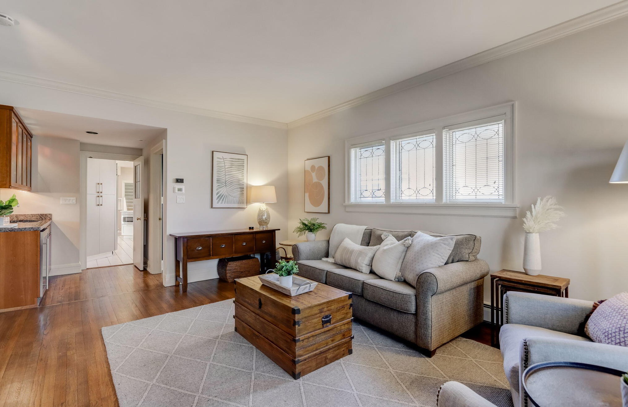 3515 Smt Ave, Milwaukee WI 53211-3441 exterior