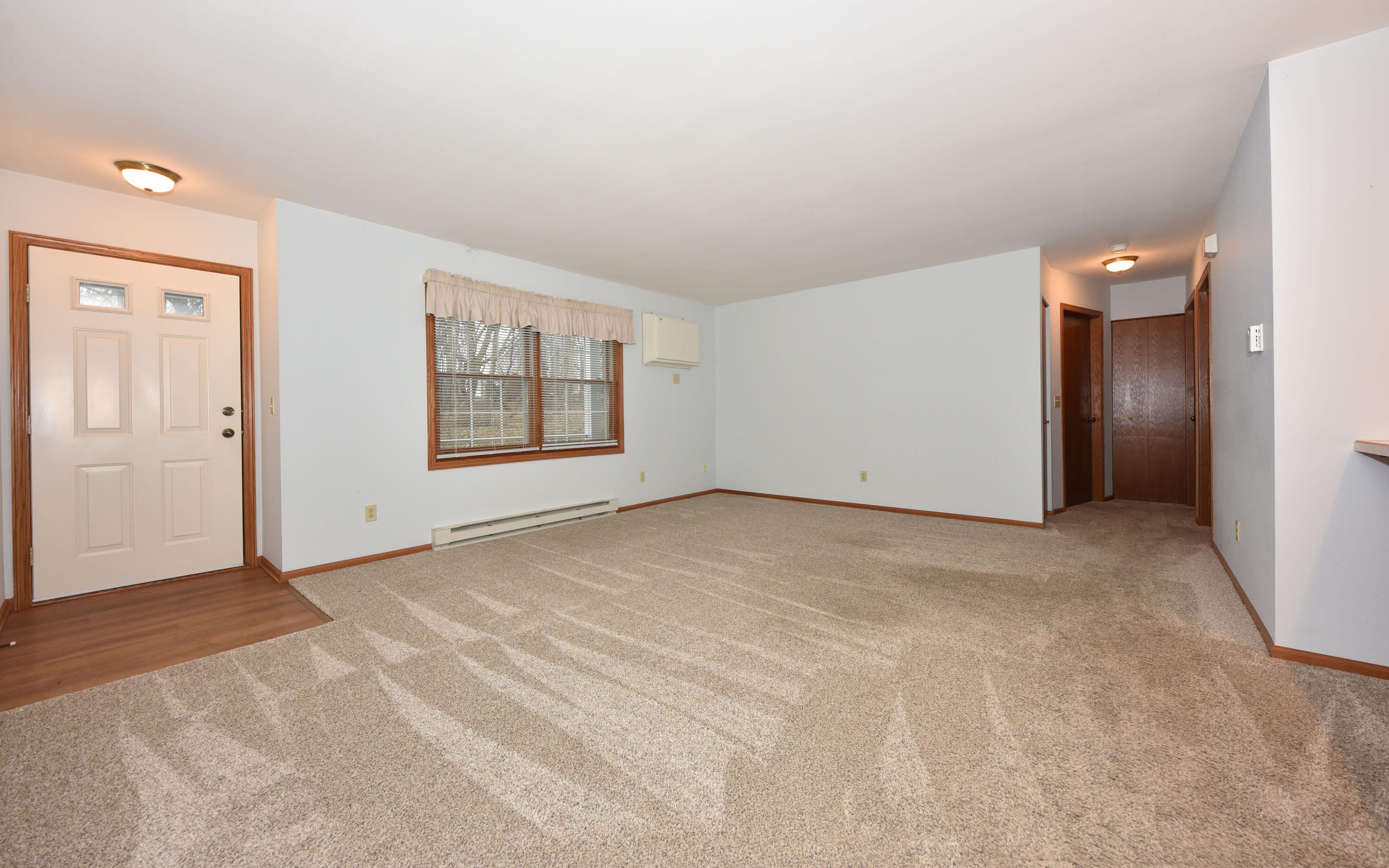 259 Minz Park Cir, West Bend, WI 53095-5733