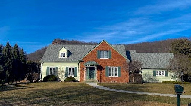 739 Cliffwood Ln, La Crosse, WI 54601-6035