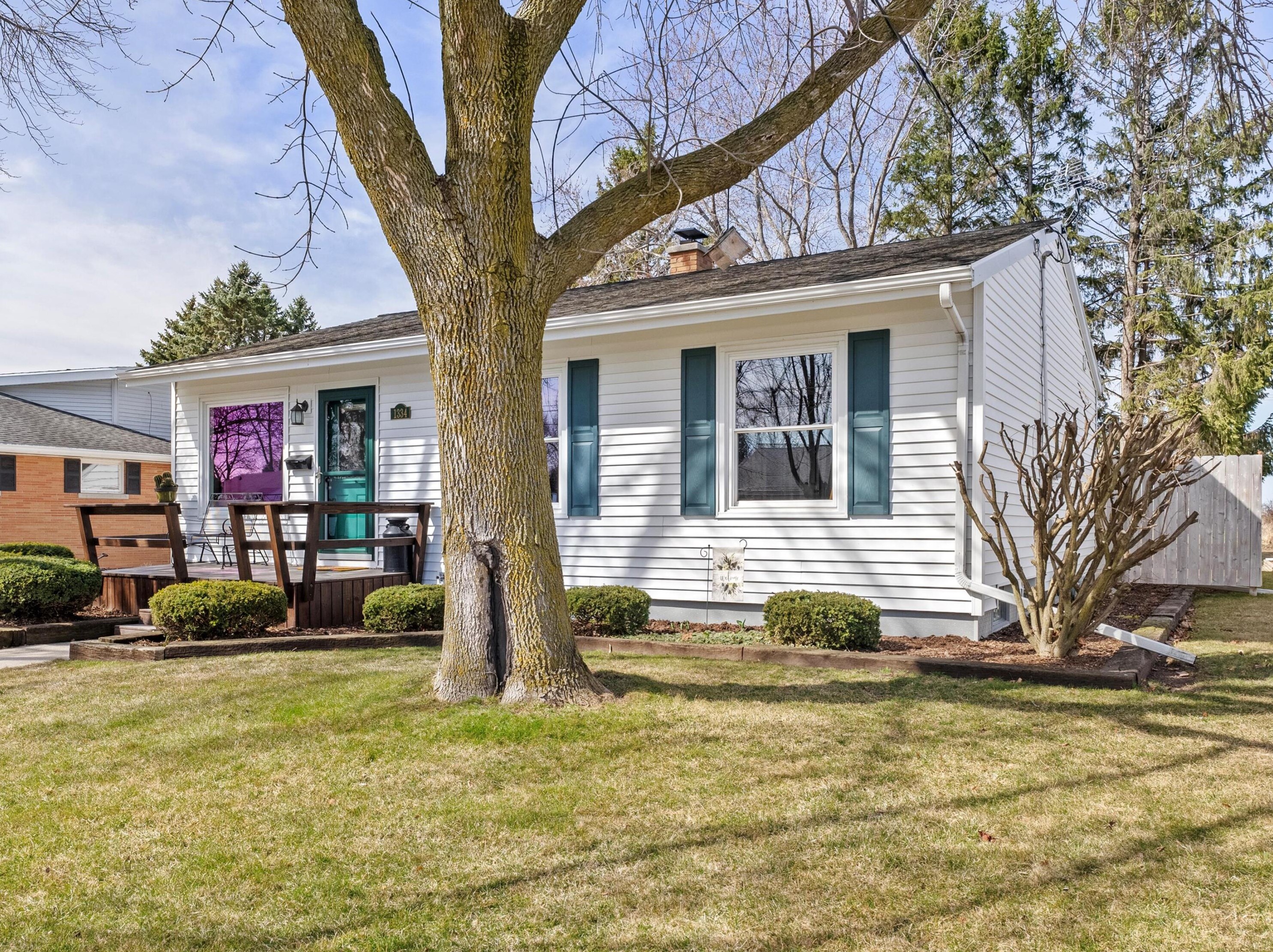 1334 Hamann Rd, Manitowoc, WI 54220