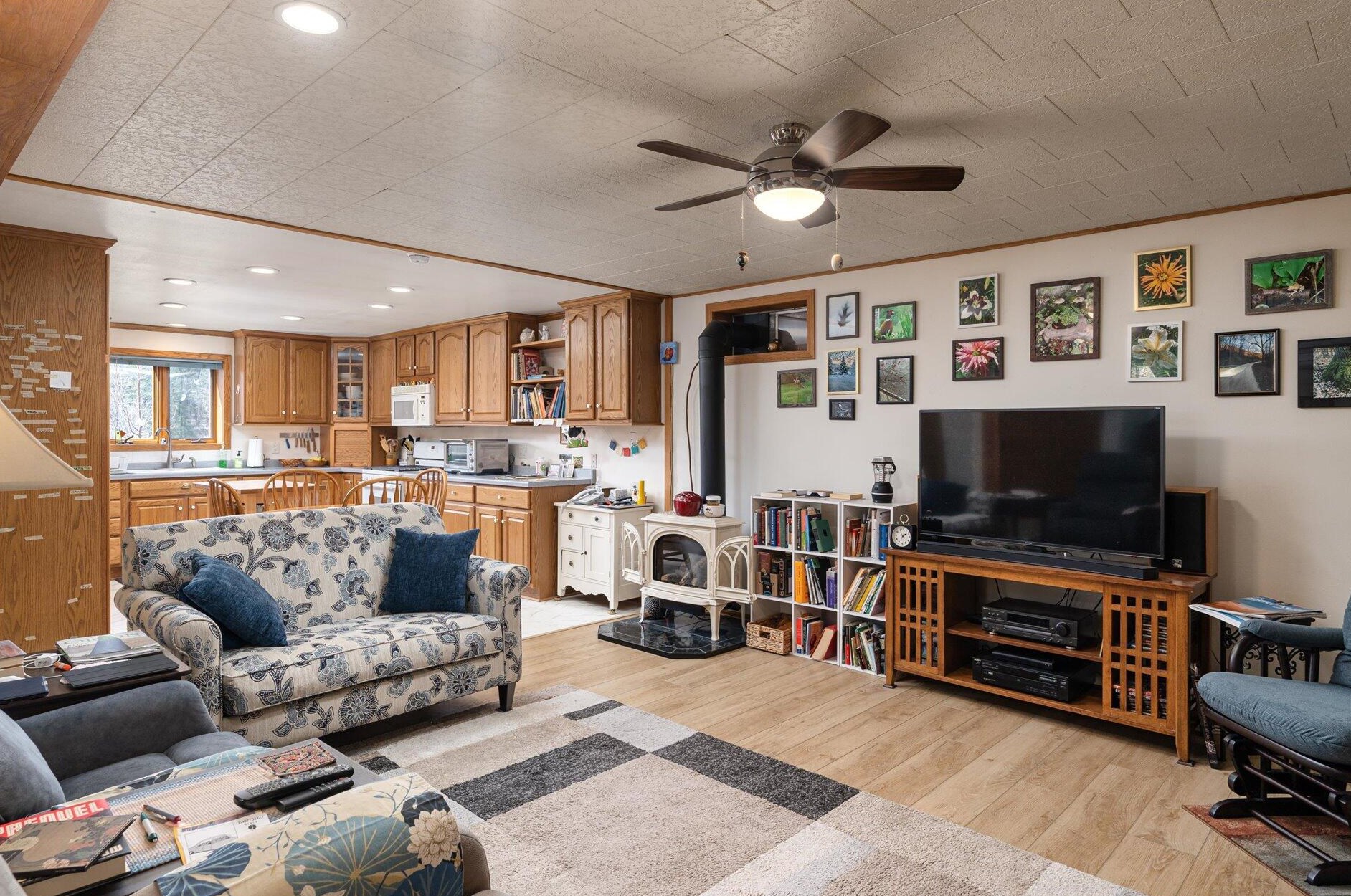 13617 Ames Dr, Viola WI  54664-8811 exterior