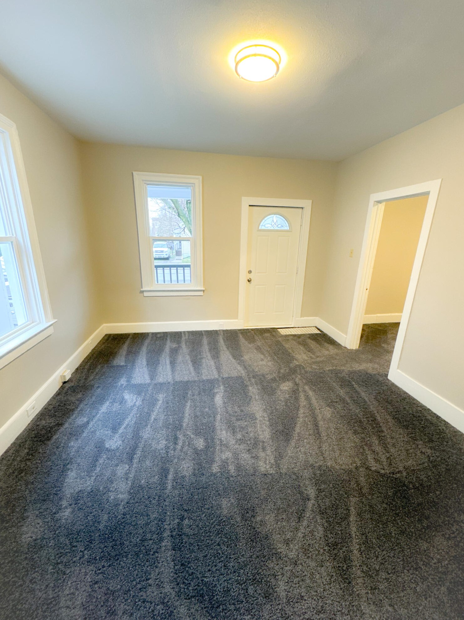 1033 Villa St, Racine WI  53403-1850 exterior