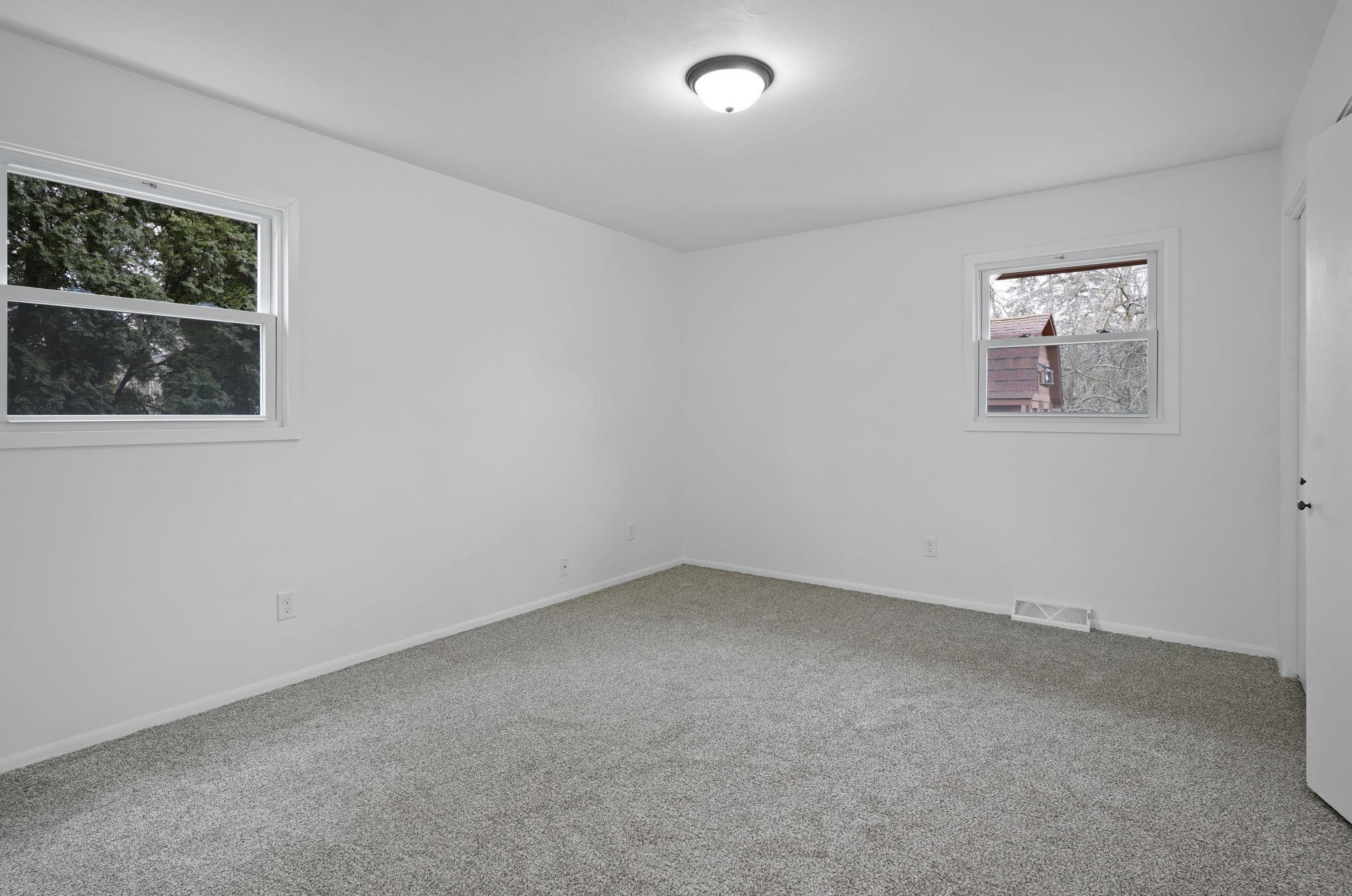 3776 Bay Dr, Racine WI  53402-3628 exterior