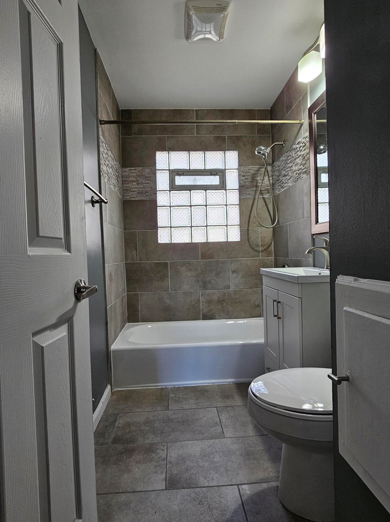 3632 33rd St, Milwaukee WI  53221-1119 exterior