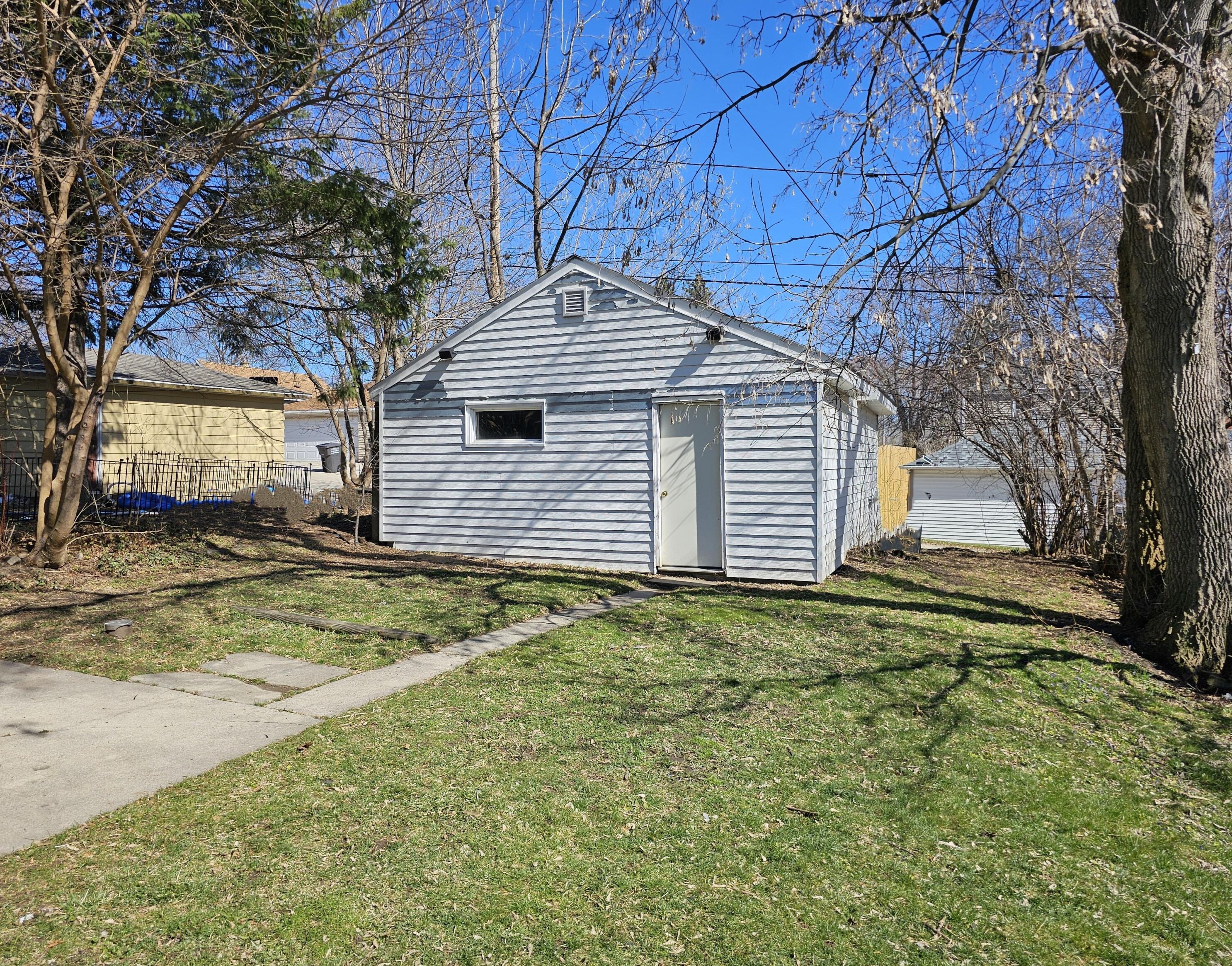 3632 33rd St, Milwaukee WI  53221-1119 exterior