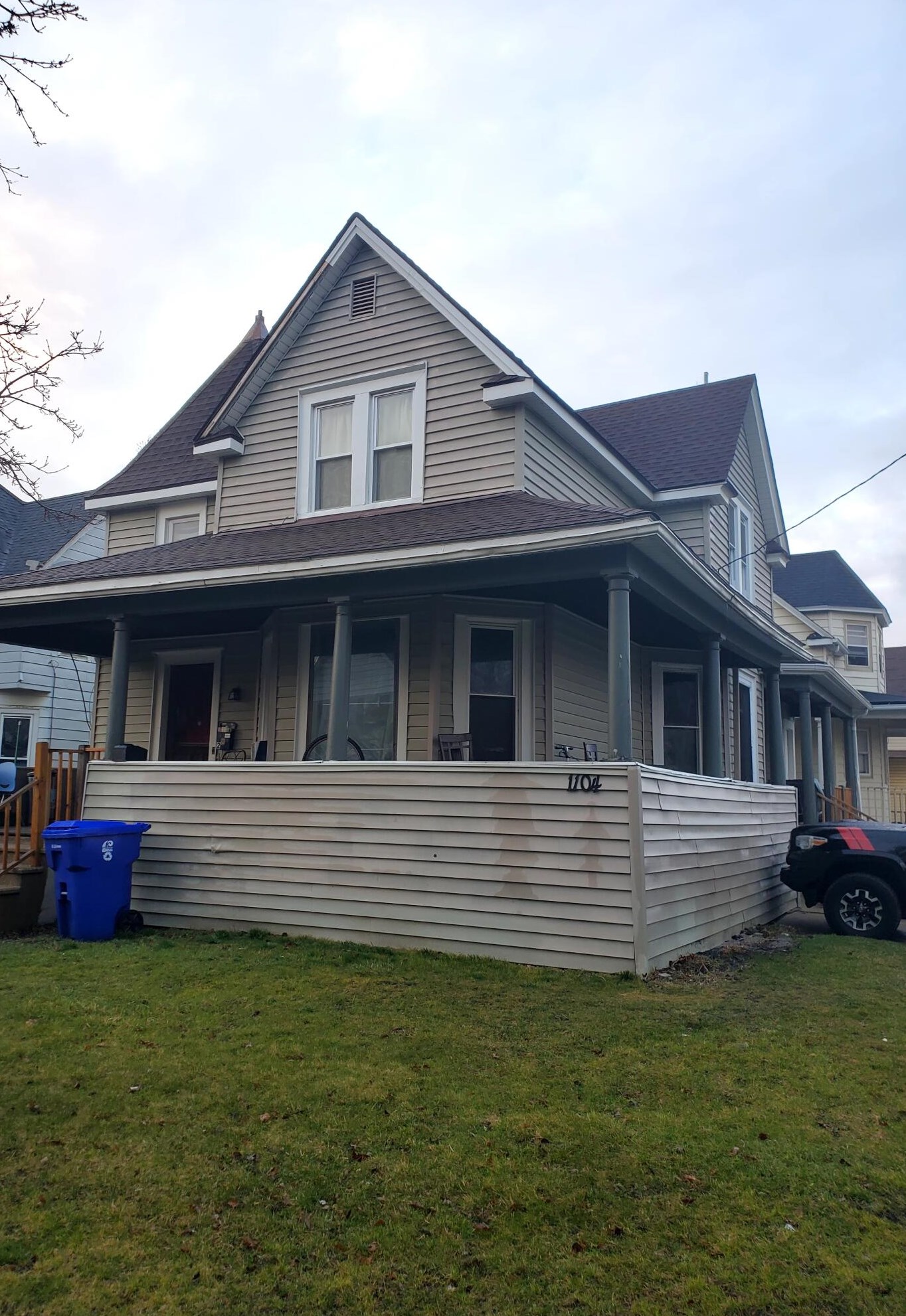 1104 58th St, Kenosha, WI 53140