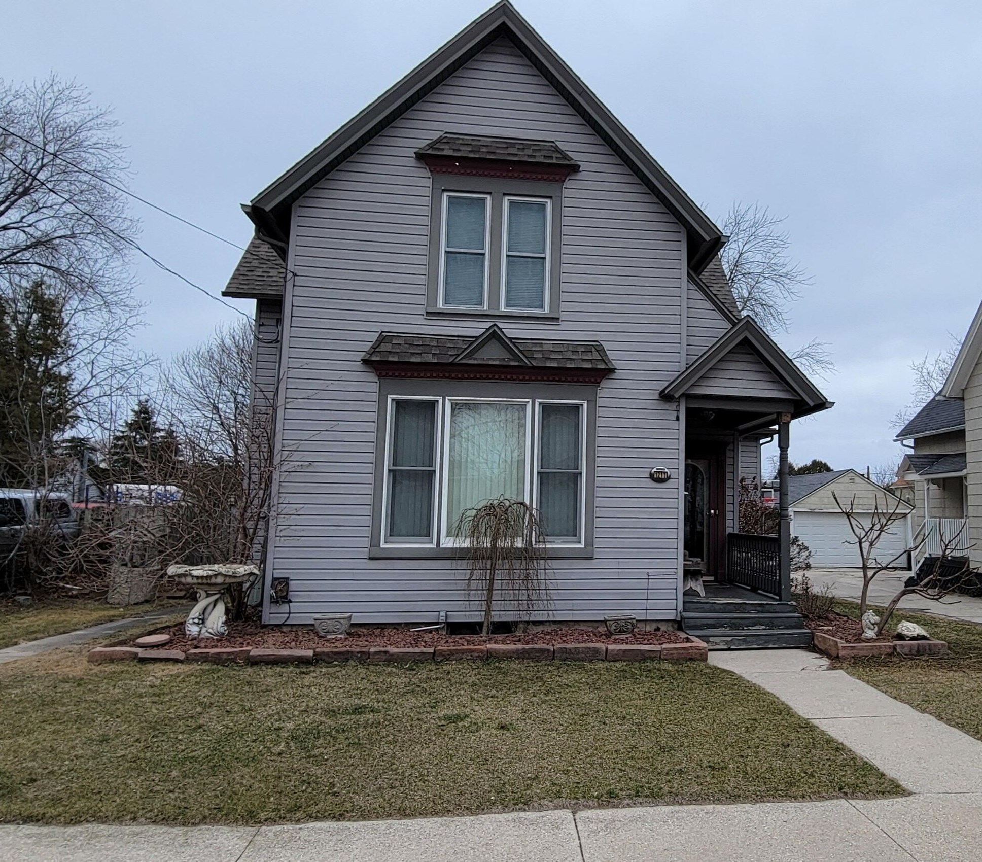 1211 S 12th St, Manitowoc, WI 54220