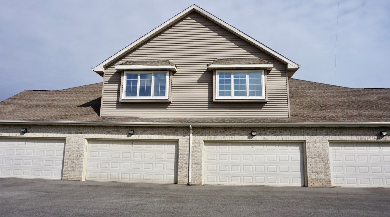 3307 55th Ct, Kenosha, WI 53144-4612
