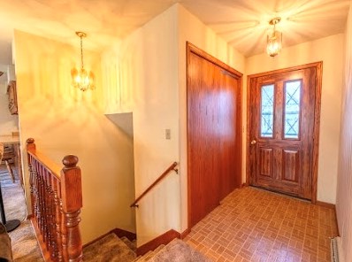 710 Judith Ct, West Bend, WI 53095-4218