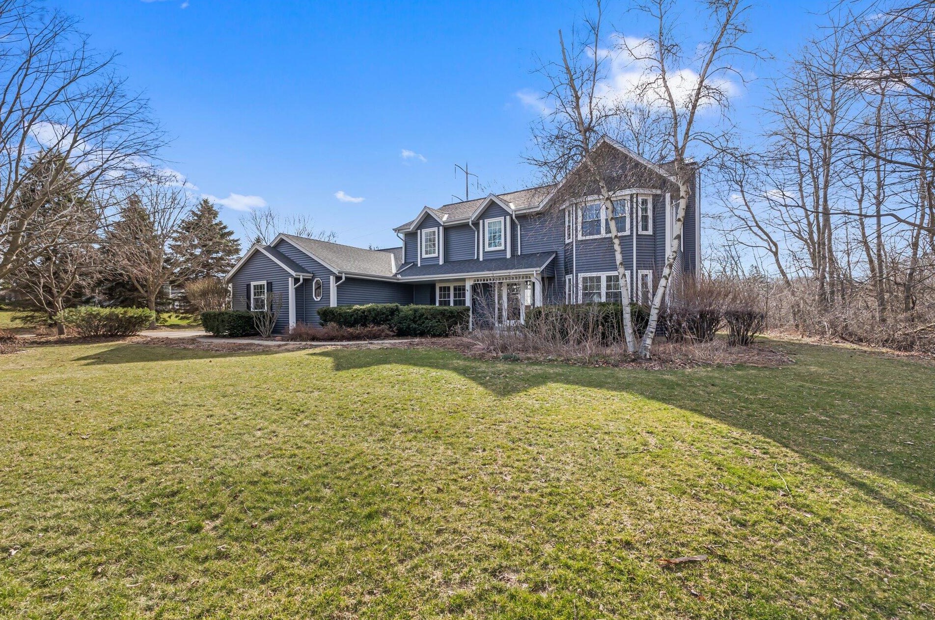 663 Martin Dr, Cedarburg, WI 53012