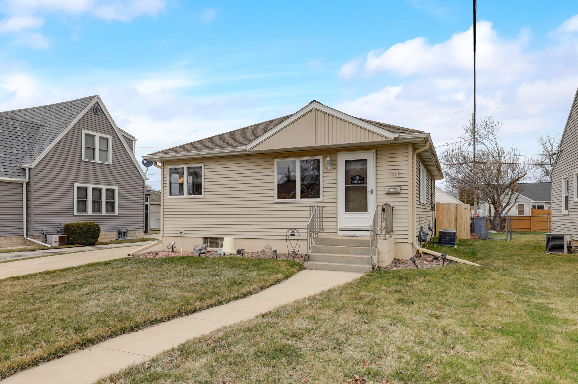 321 11th St, Fond Du Lac WI  54935-5203 exterior