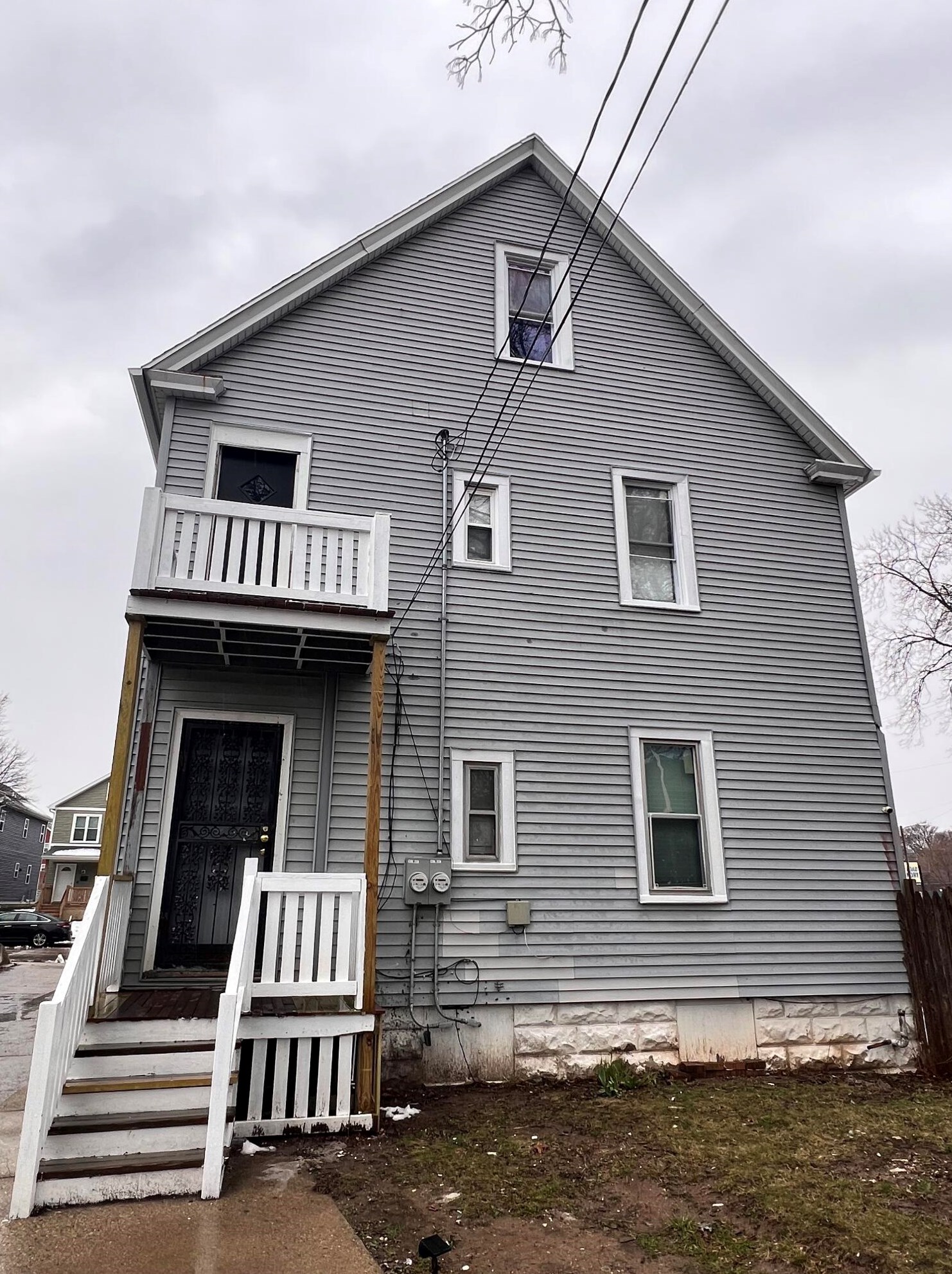 3466 3rd St, Milwaukee WI  53212-1475 exterior