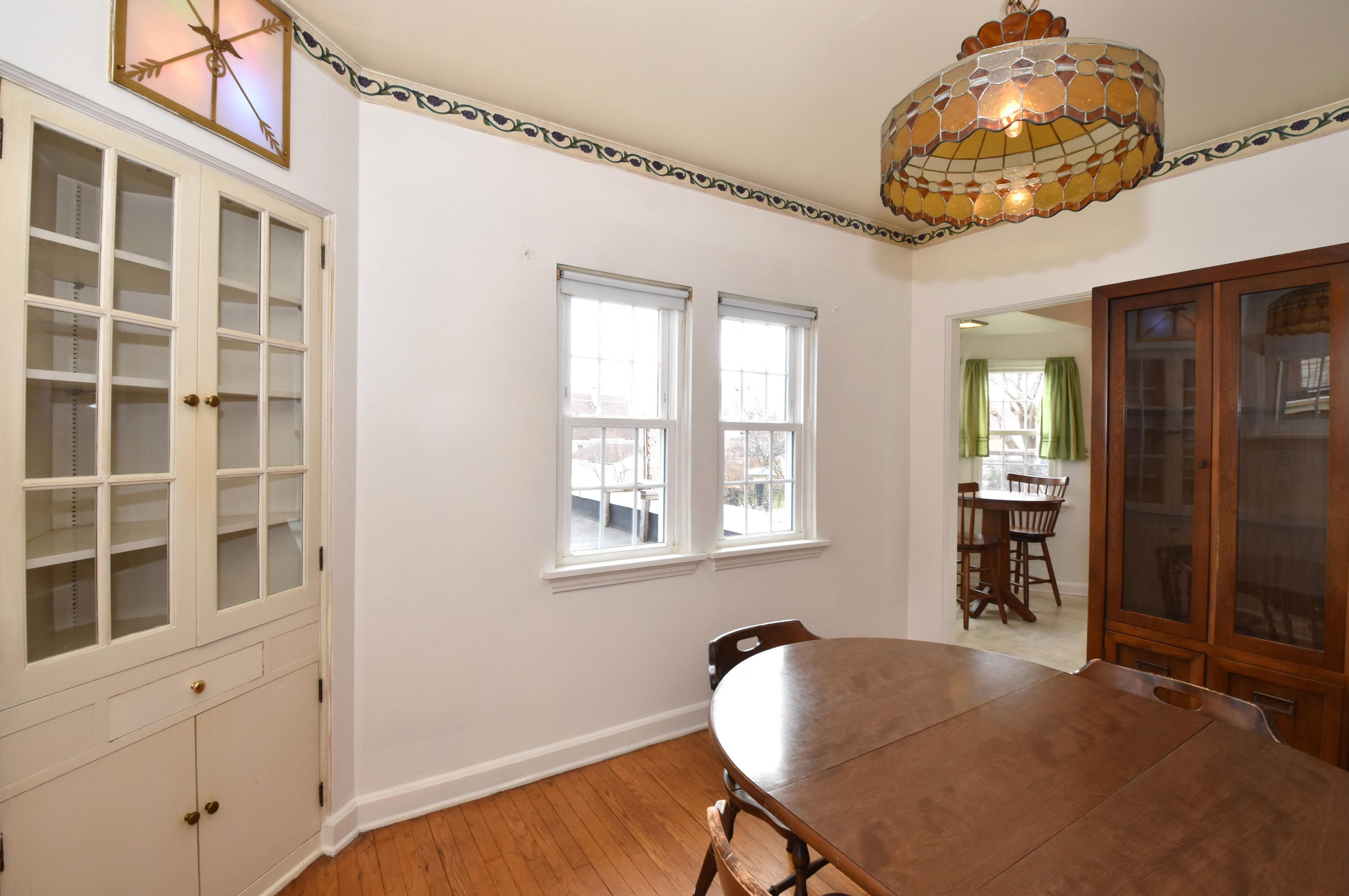 2426 60, Milwaukee WI 53219-2131 exterior