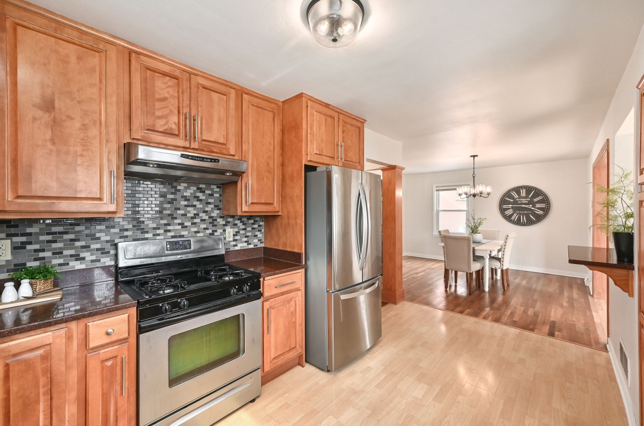 4762 Elkhart Ave, Milwaukee WI 53211-1001 exterior