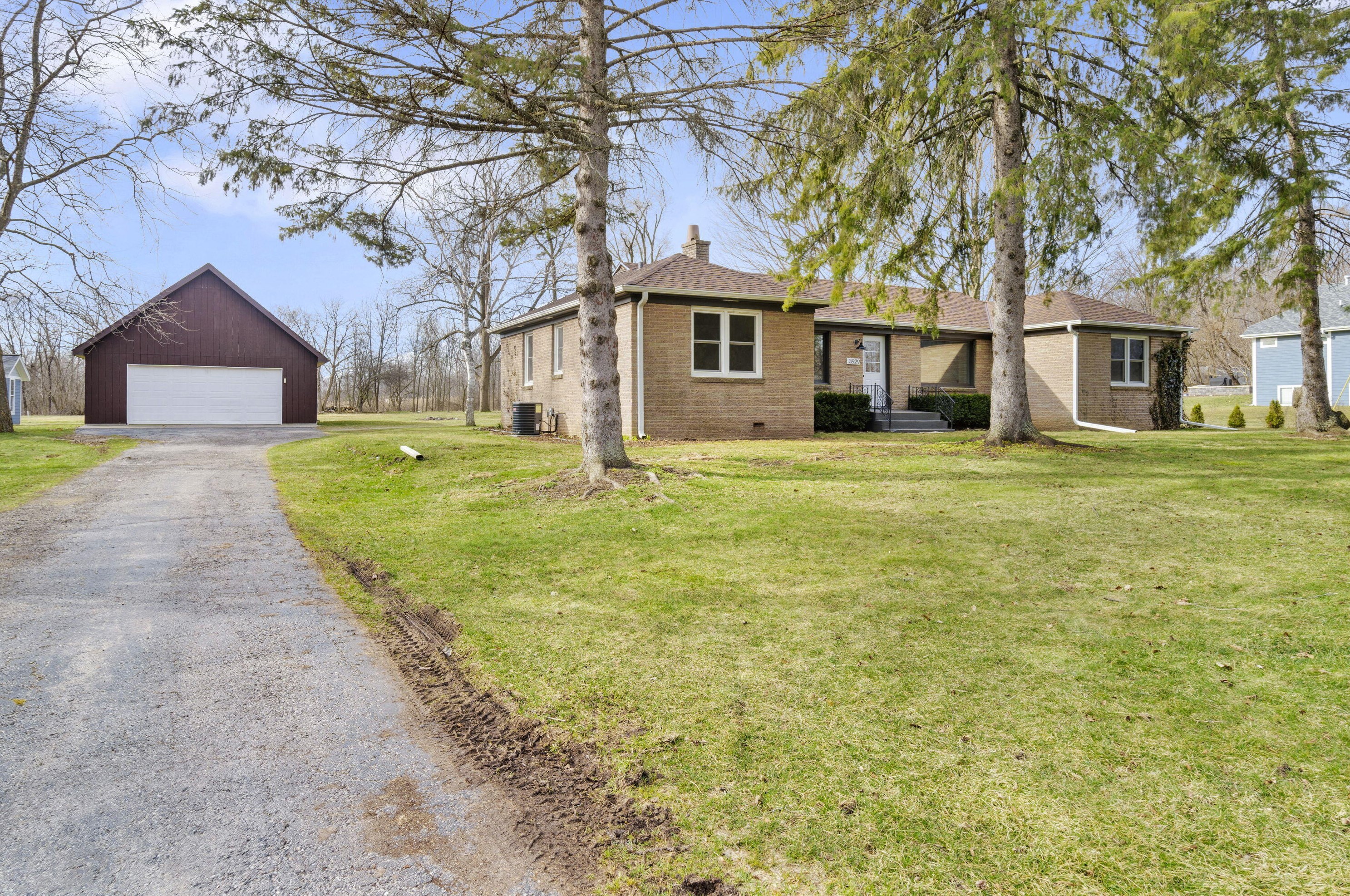 3929 W Johnson Ave, Racine, WI 53405