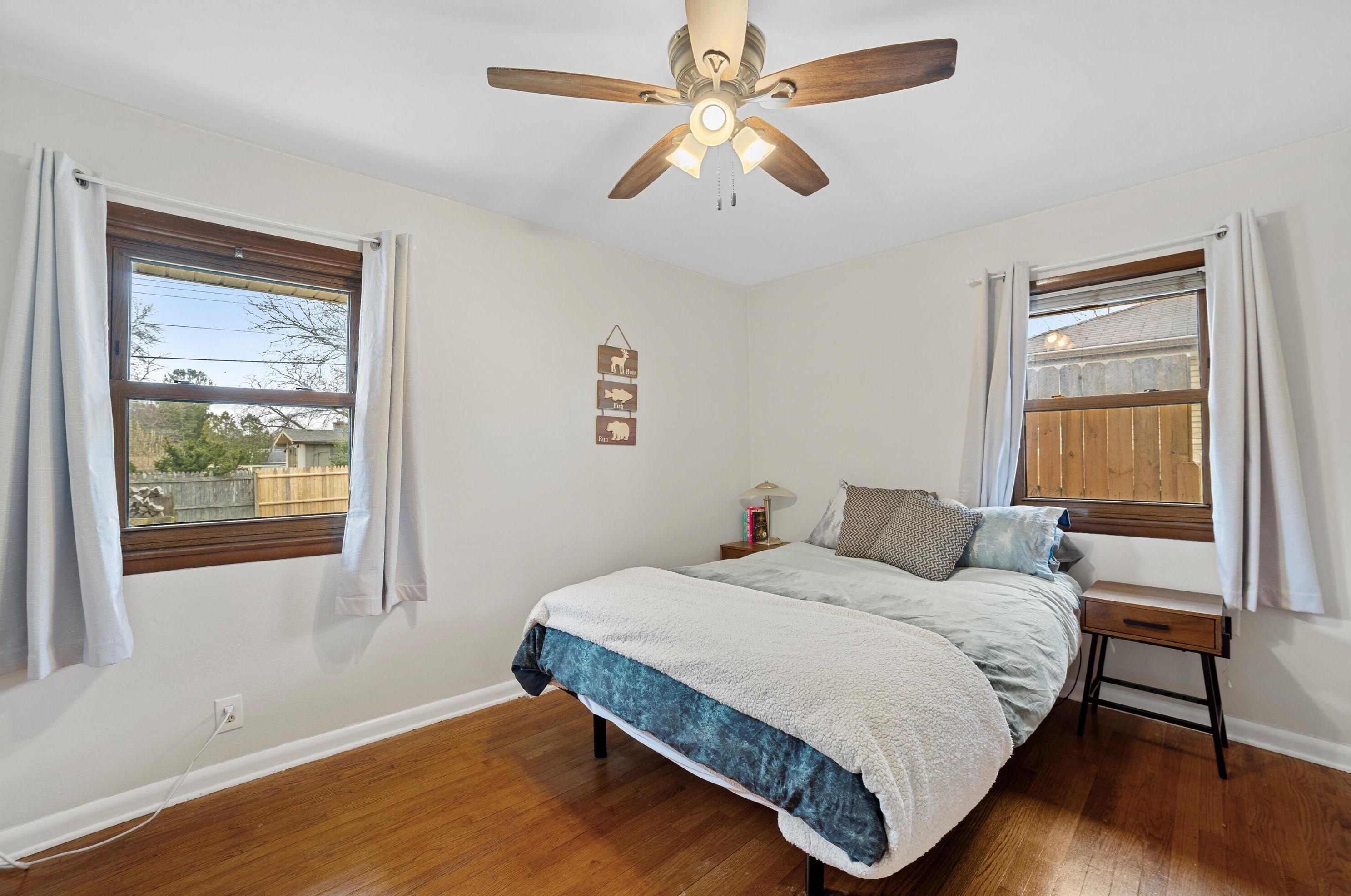 932 Ohio St, Racine WI  53405-2208 exterior