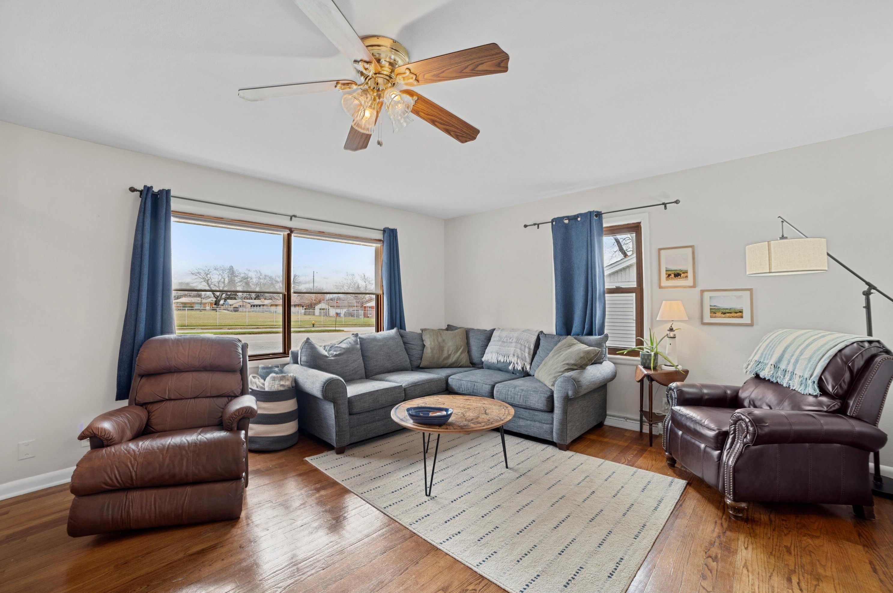 932 Ohio St, Racine WI  53405-2208 exterior