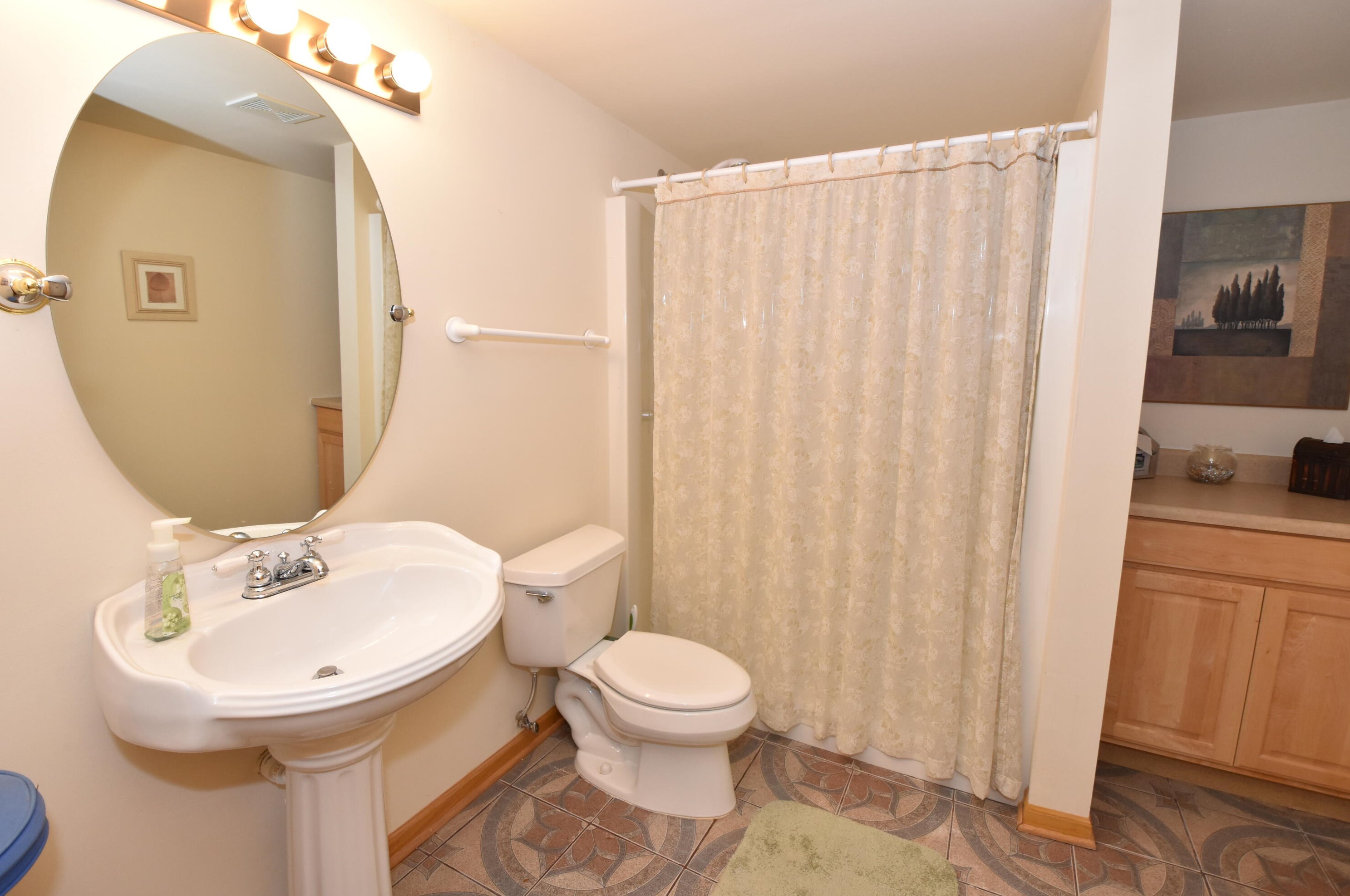 1224 Riva Rdg, Racine WI  53402-1711 exterior