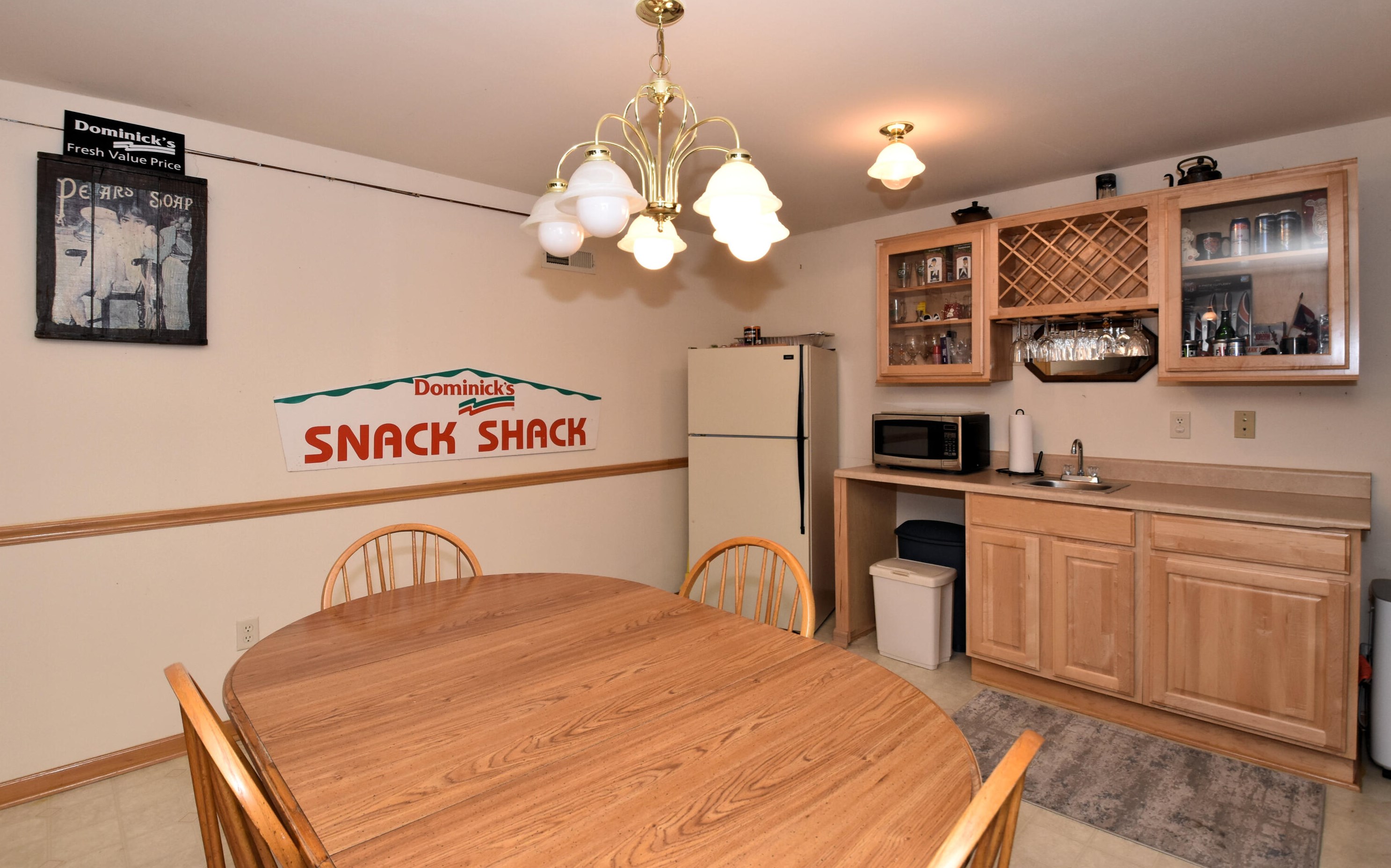 1224 Riva Rdg, Racine WI  53402-1711 exterior