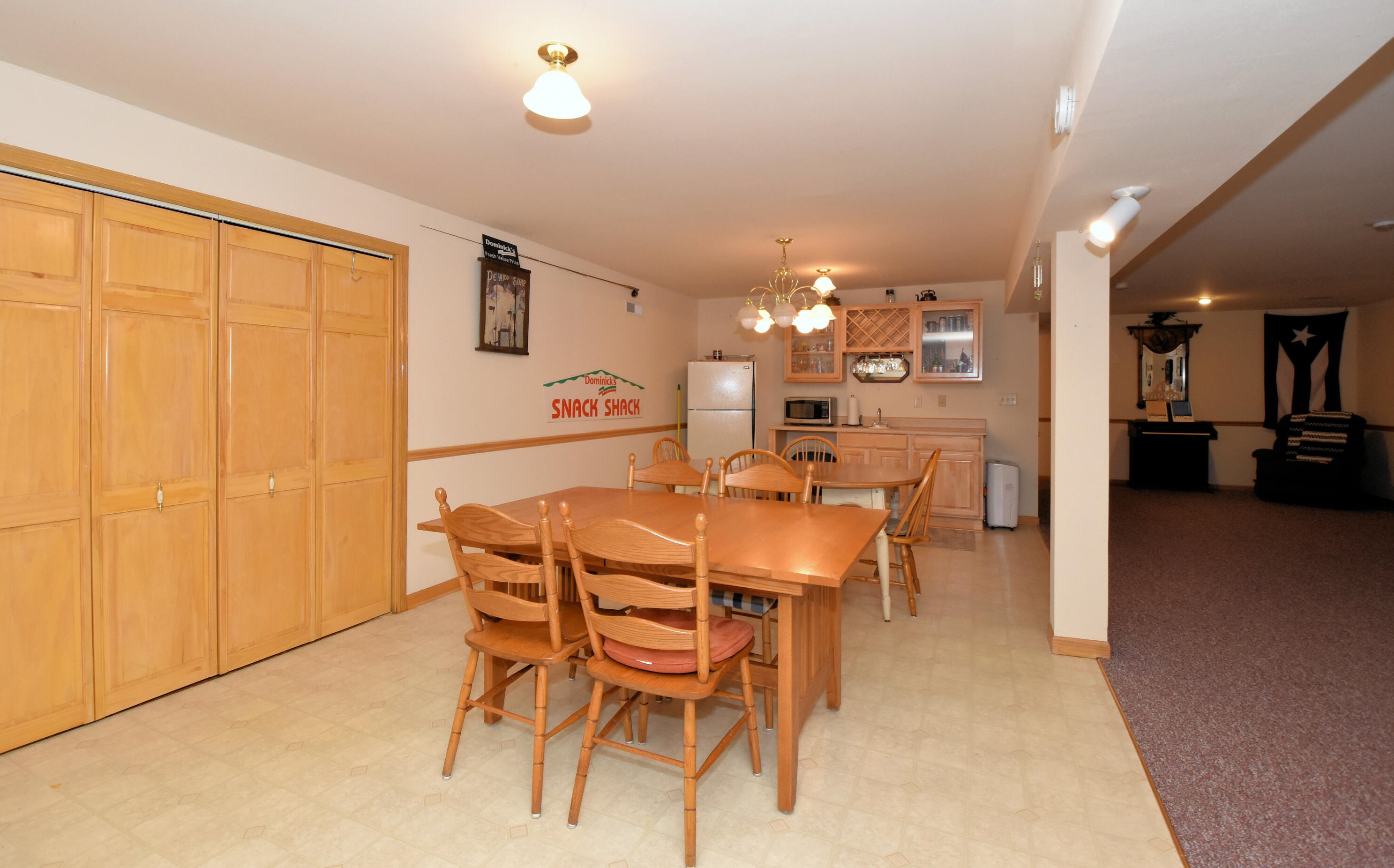 1224 Riva Rdg, Racine WI  53402-1711 exterior