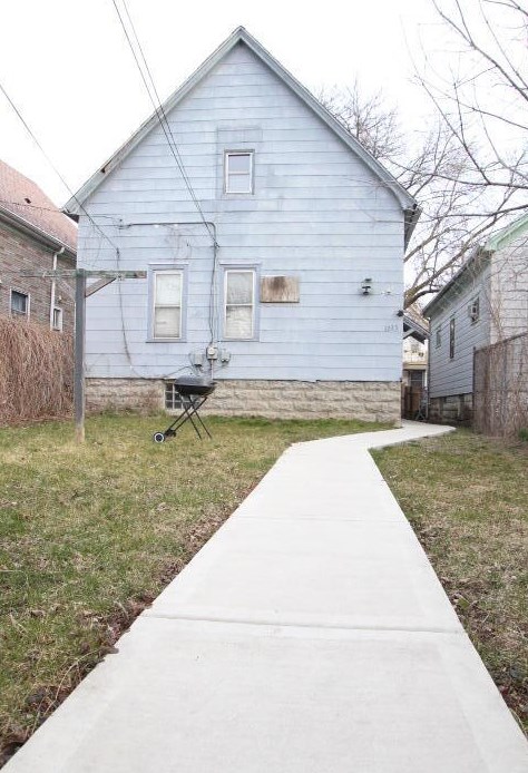 3223 W Auer Ave, Milwaukee, WI 53216