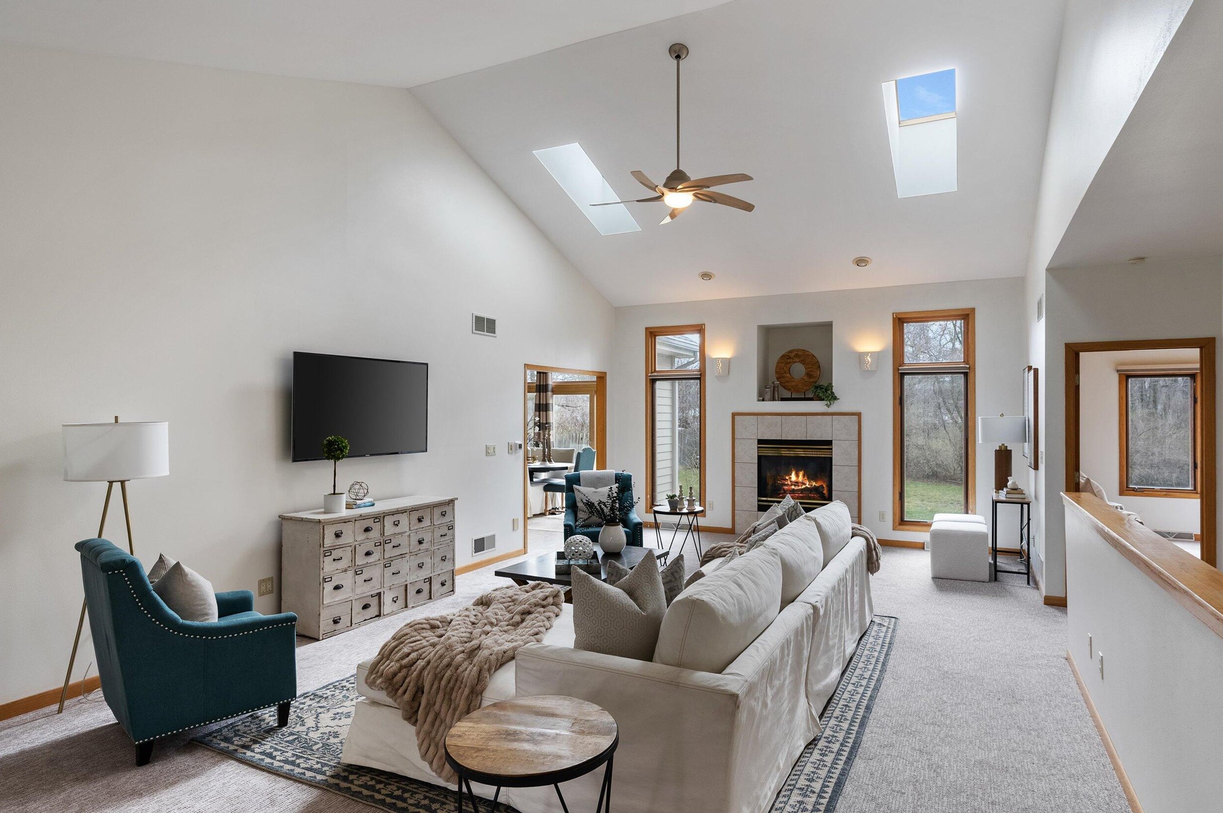 10560 S Chicago Rd, Oak Creek, WI 53154