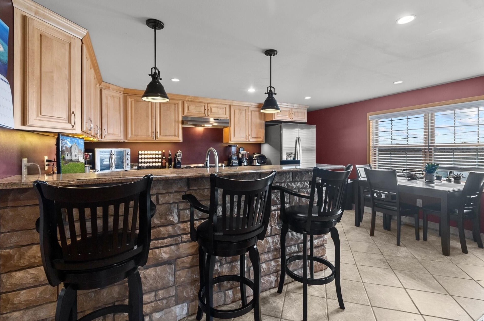 26410 Durand Ave, Kansasville, WI 53139
