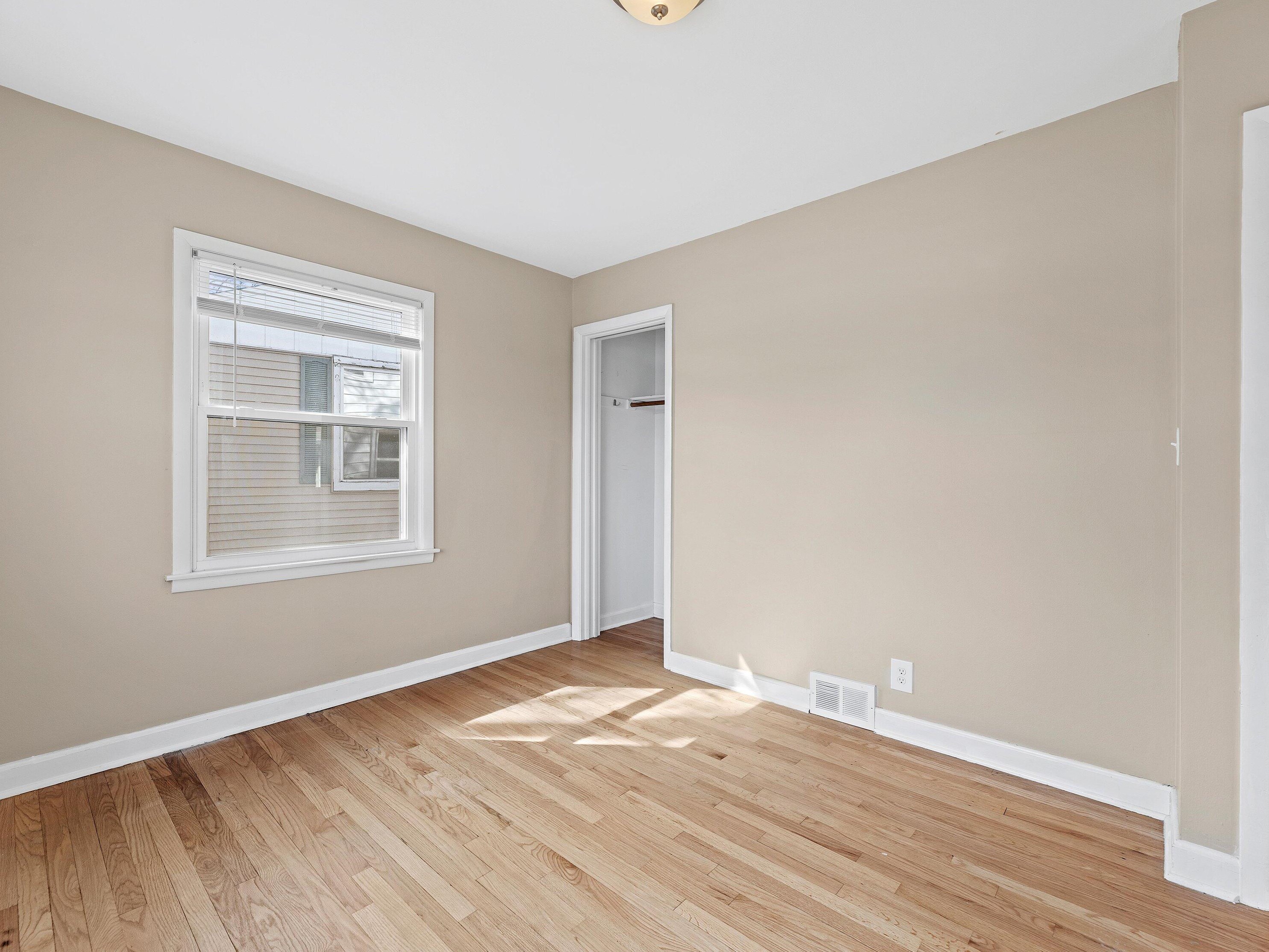 7152 Nash St, Milwaukee WI  53216-1939 exterior