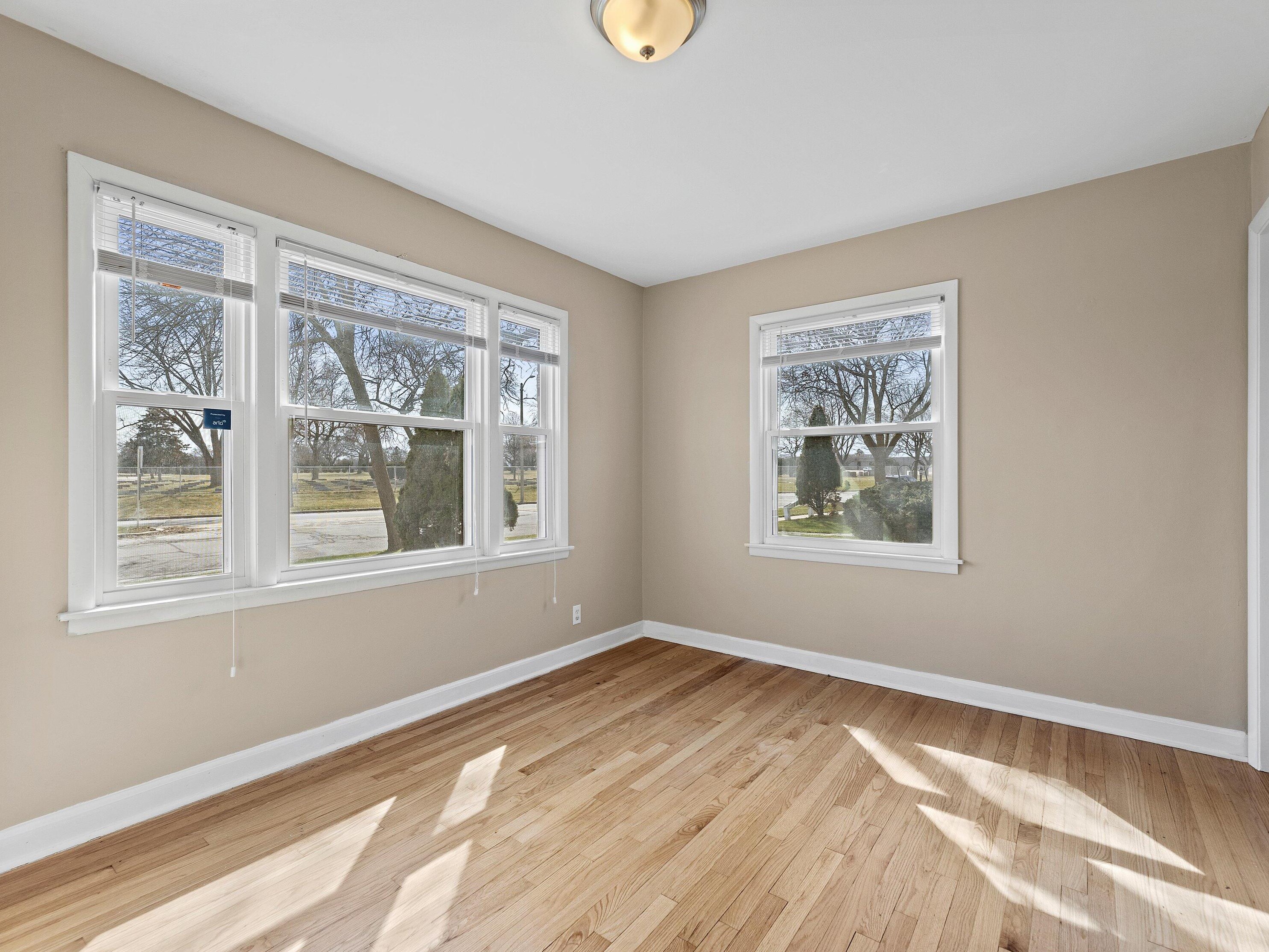 7152 Nash St, Milwaukee WI  53216-1939 exterior