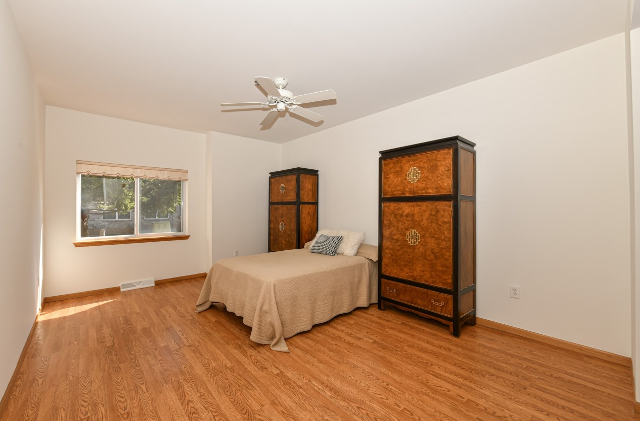 3110 Toldt Pkwy, Milwaukee WI  53227-3960 exterior