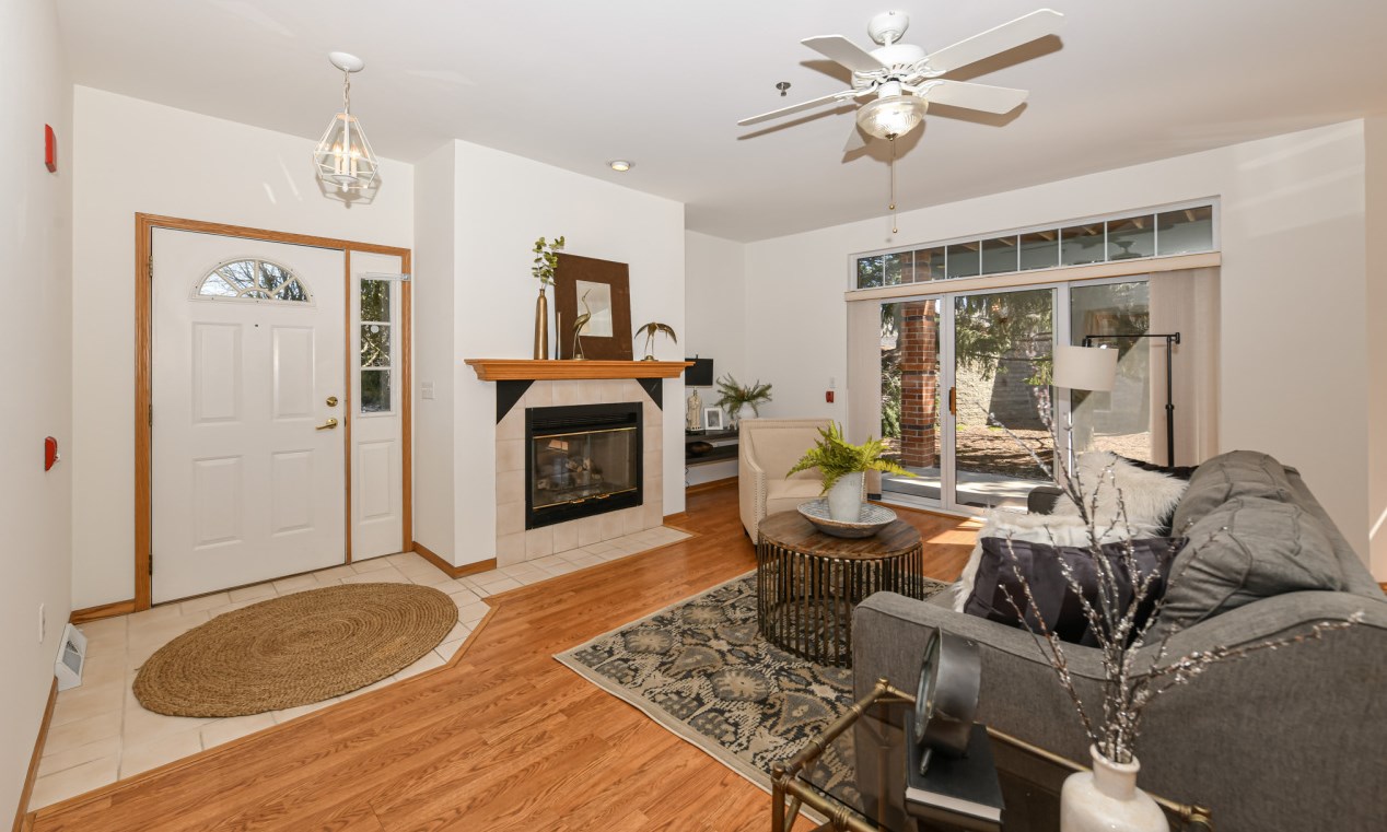 3110 Toldt Pkwy, Milwaukee WI  53227-3960 exterior