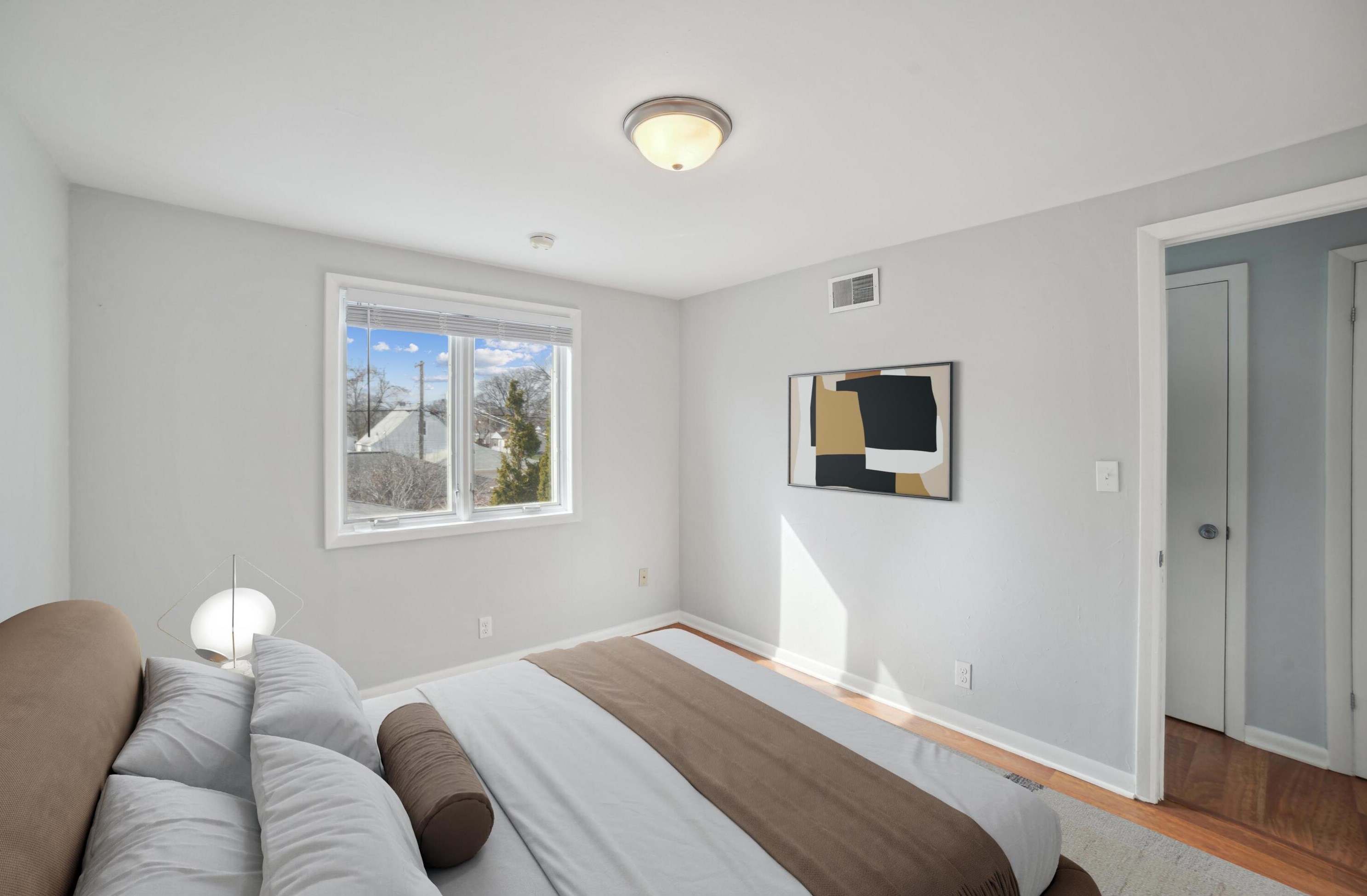 3373 90th St, Milwaukee WI  53227-4403 exterior