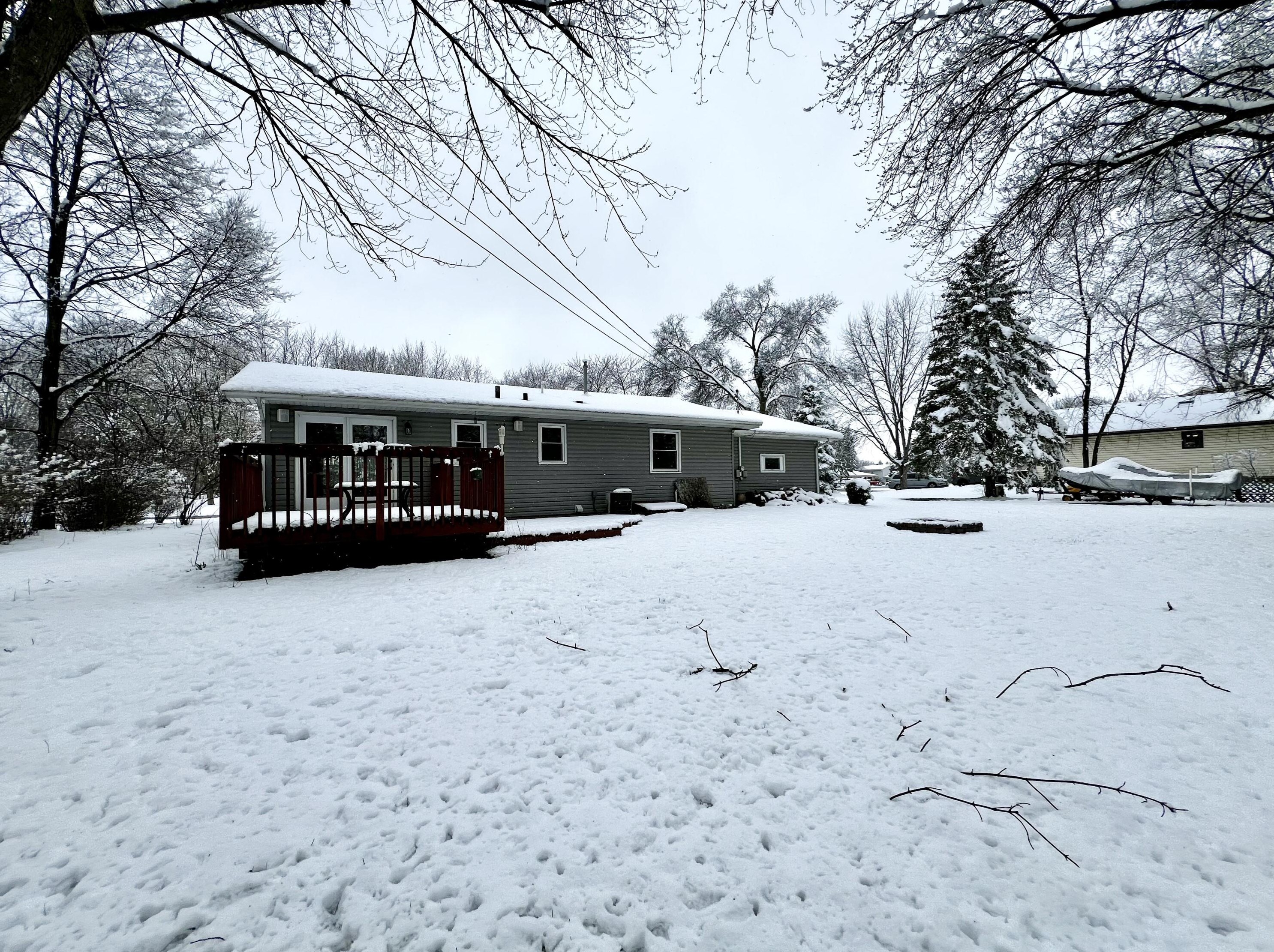 8001 107 Ave, Kenosha WI 53142-7865 exterior