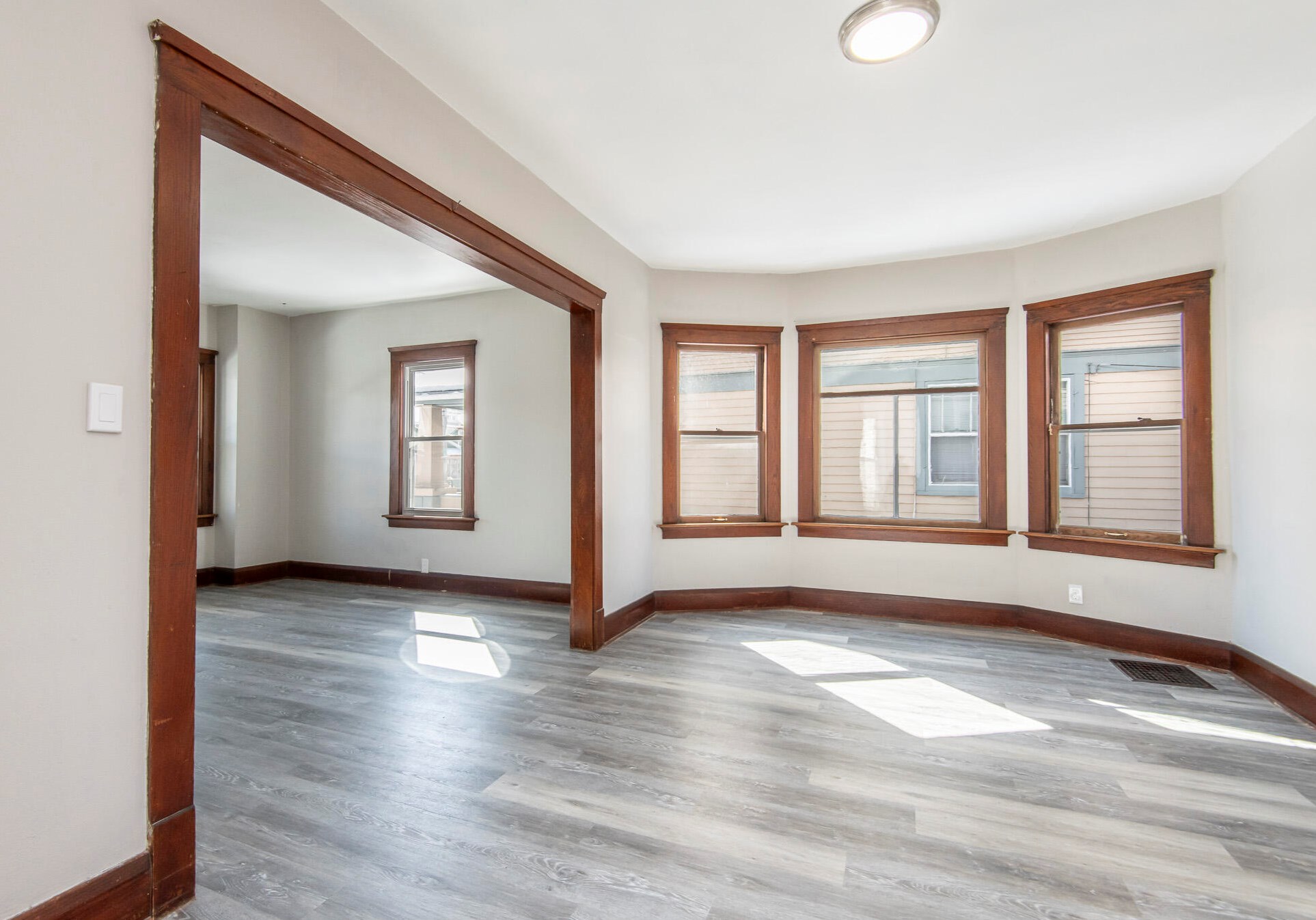 1536 Flett Ave, Racine WI  53405-5040 exterior
