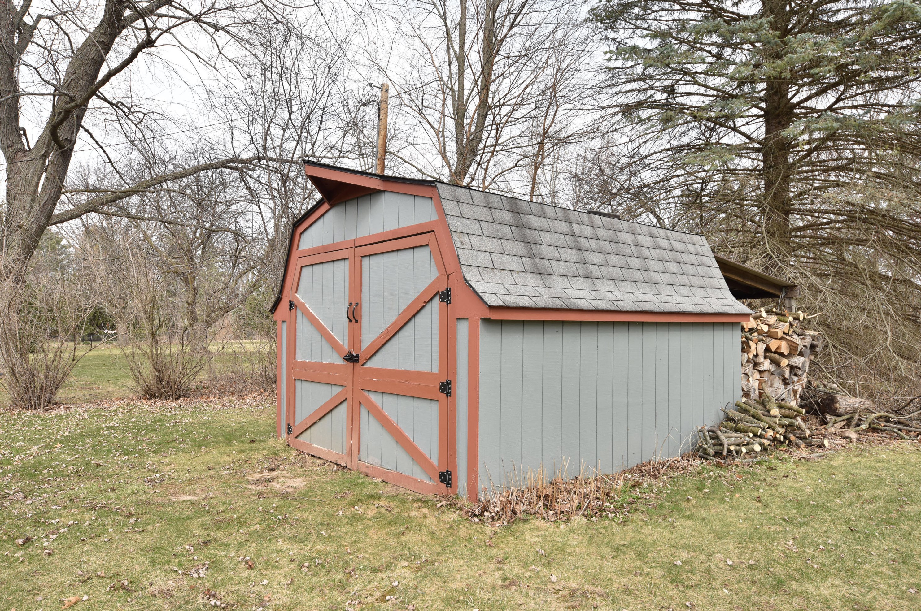 402 Vista View Dr, Cedarburg WI  53012-9178 exterior