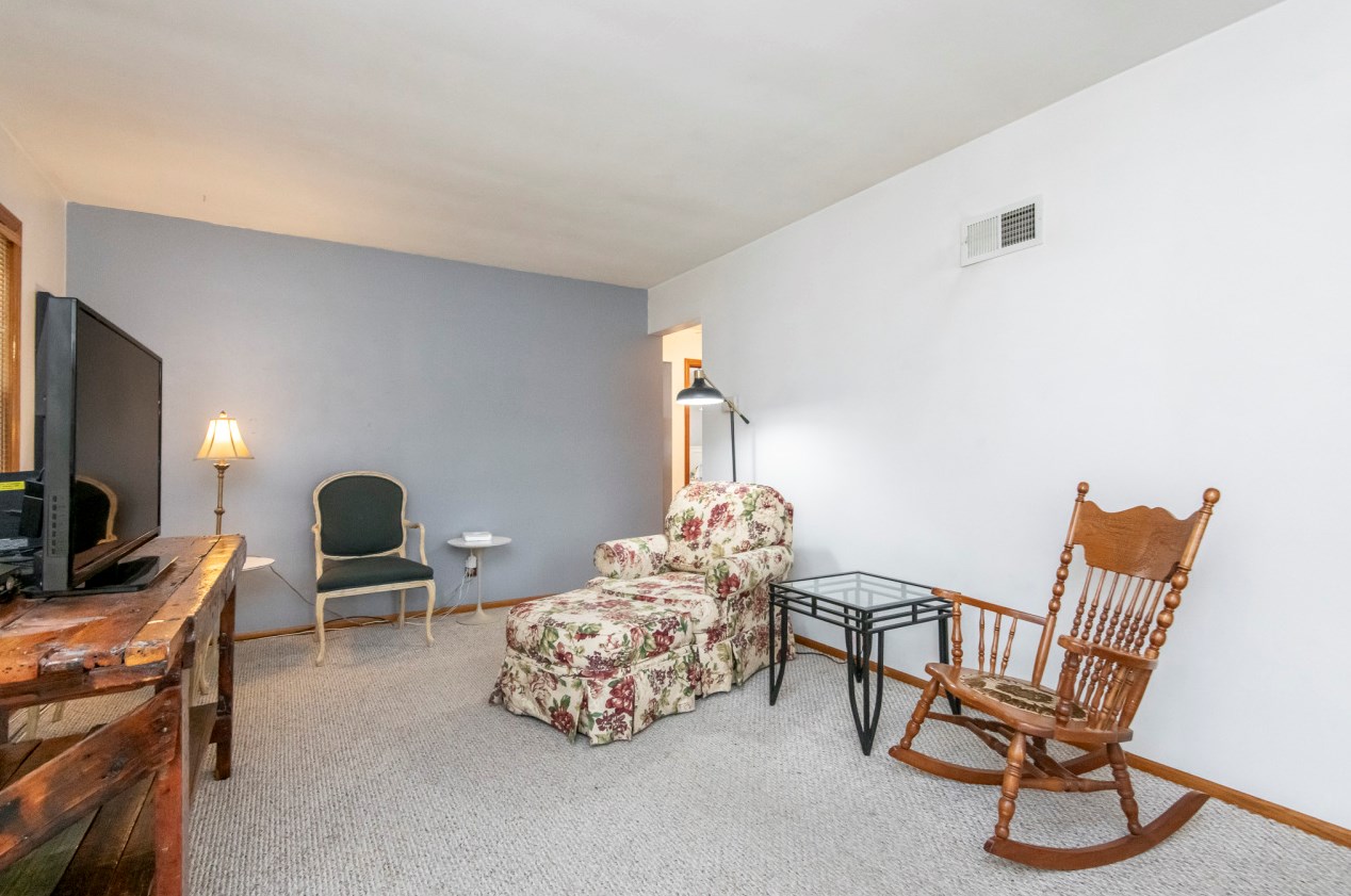 3745 86, Milwaukee WI 53227-4622 exterior