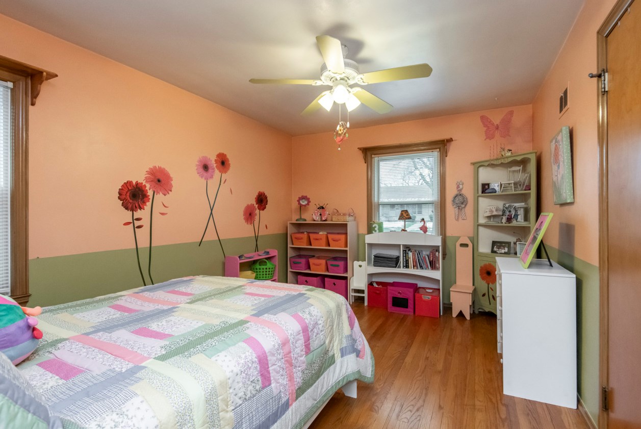 3745 86, Milwaukee WI 53227-4622 exterior