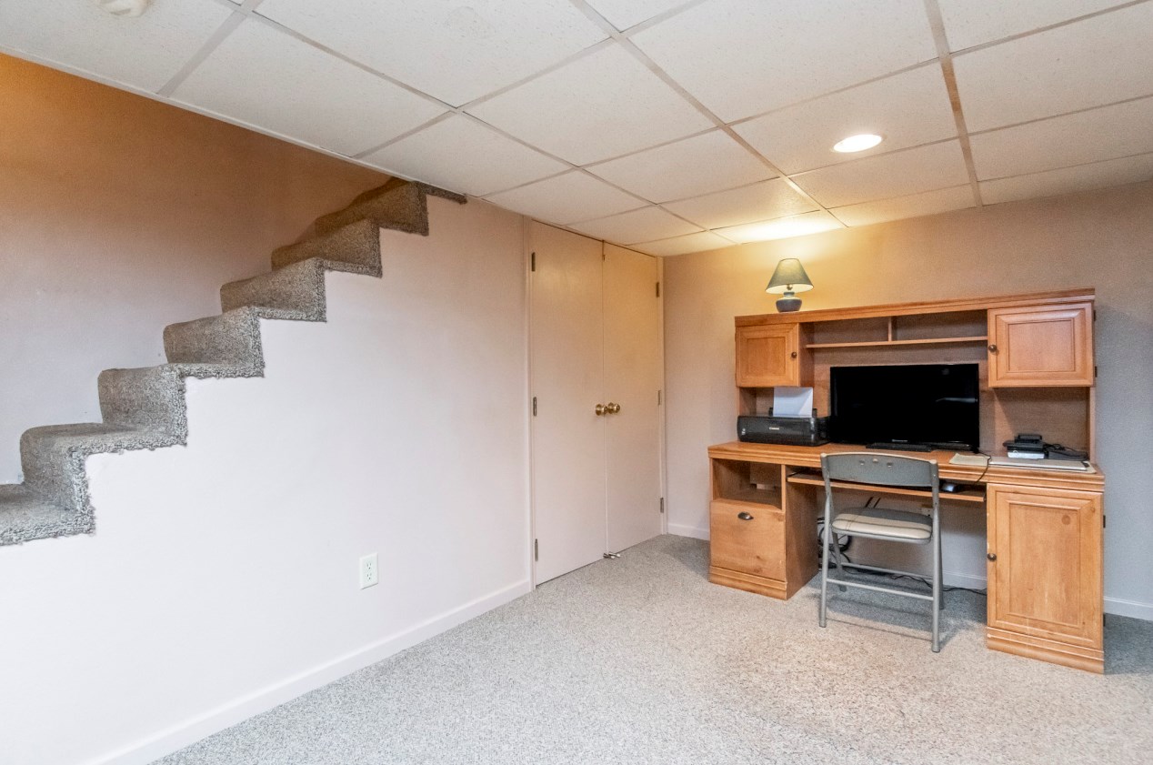 2769 87 St, Milwaukee WI 53224-5437 exterior