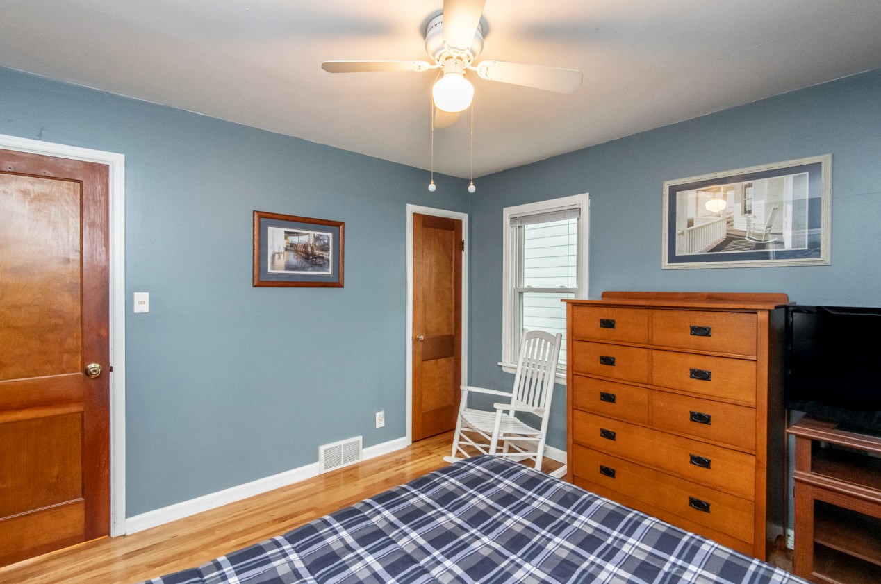 2769 87 St, Milwaukee WI 53224-5437 exterior