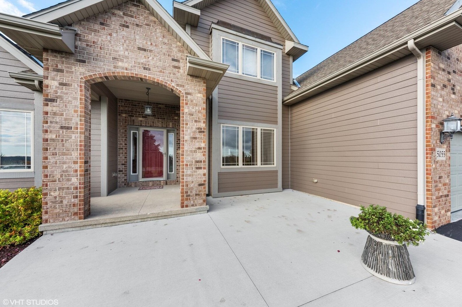 5055 Joshua Dr, West Bend, WI 53090