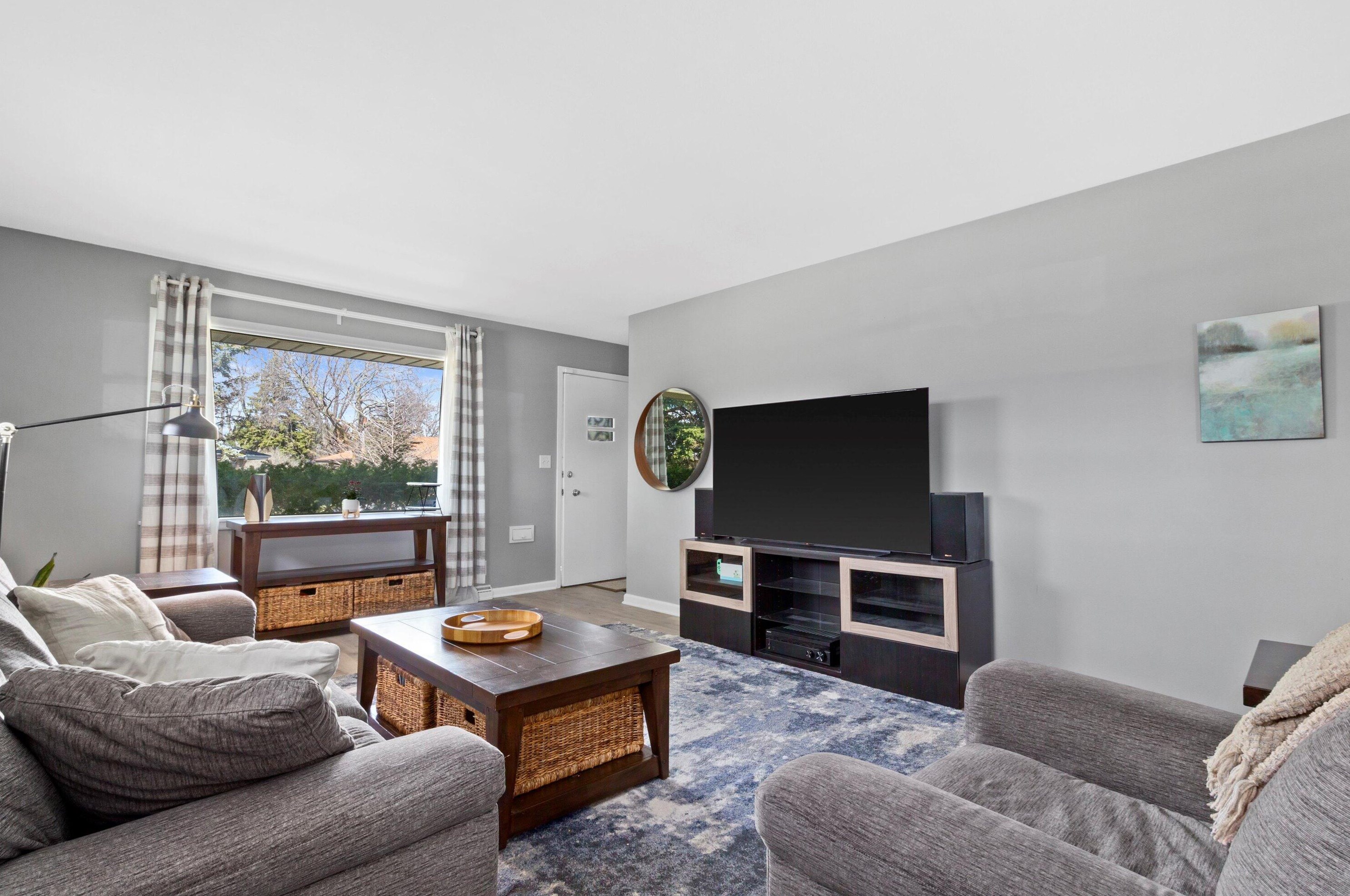 8853 Brentwood Ave, Milwaukee WI  53224-5300 exterior