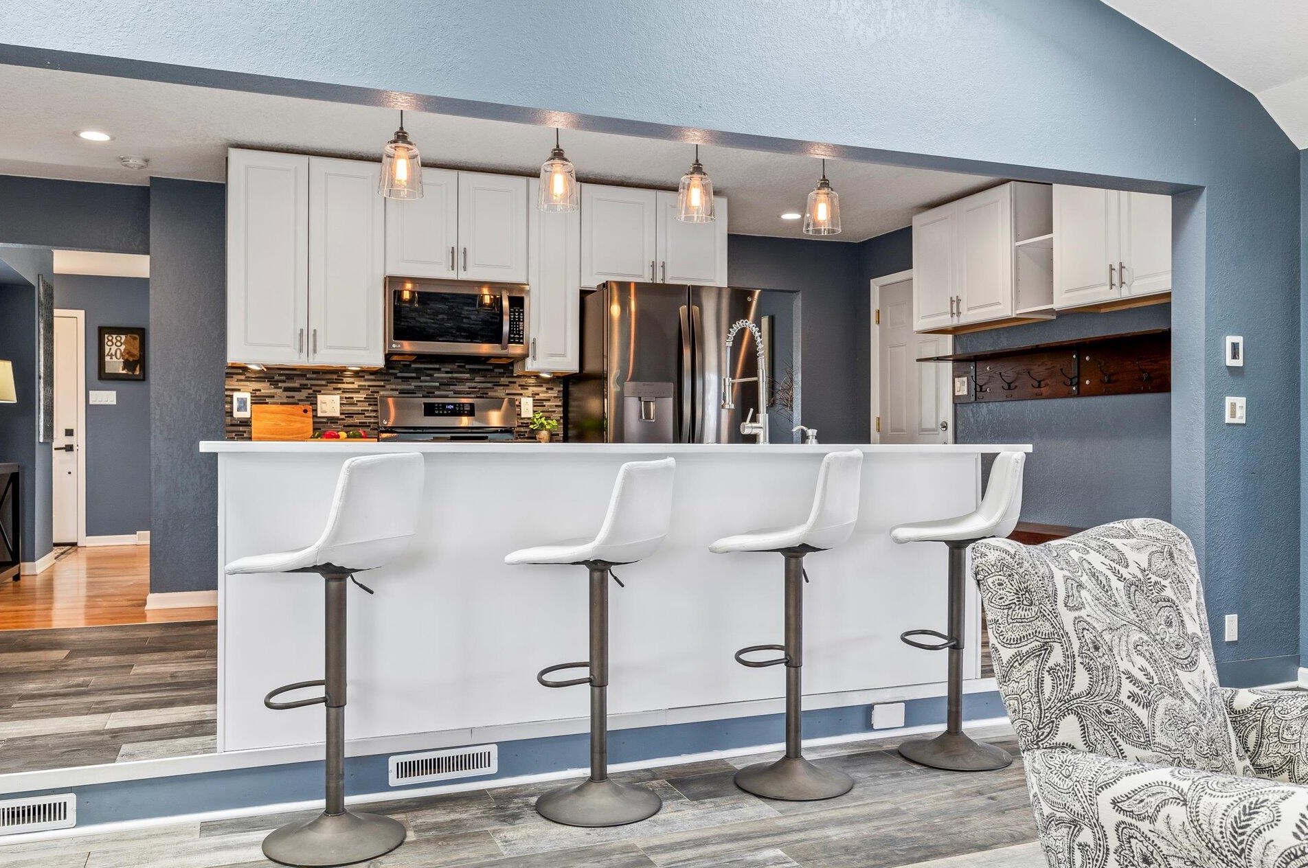 8840 S Patricia Blvd, Oak Creek, WI 53154