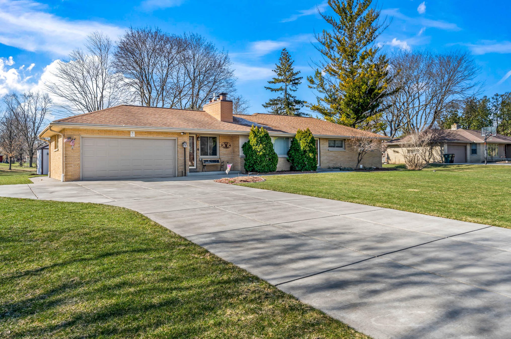 14411 W Lincoln Ave, Waukesha, WI 53151